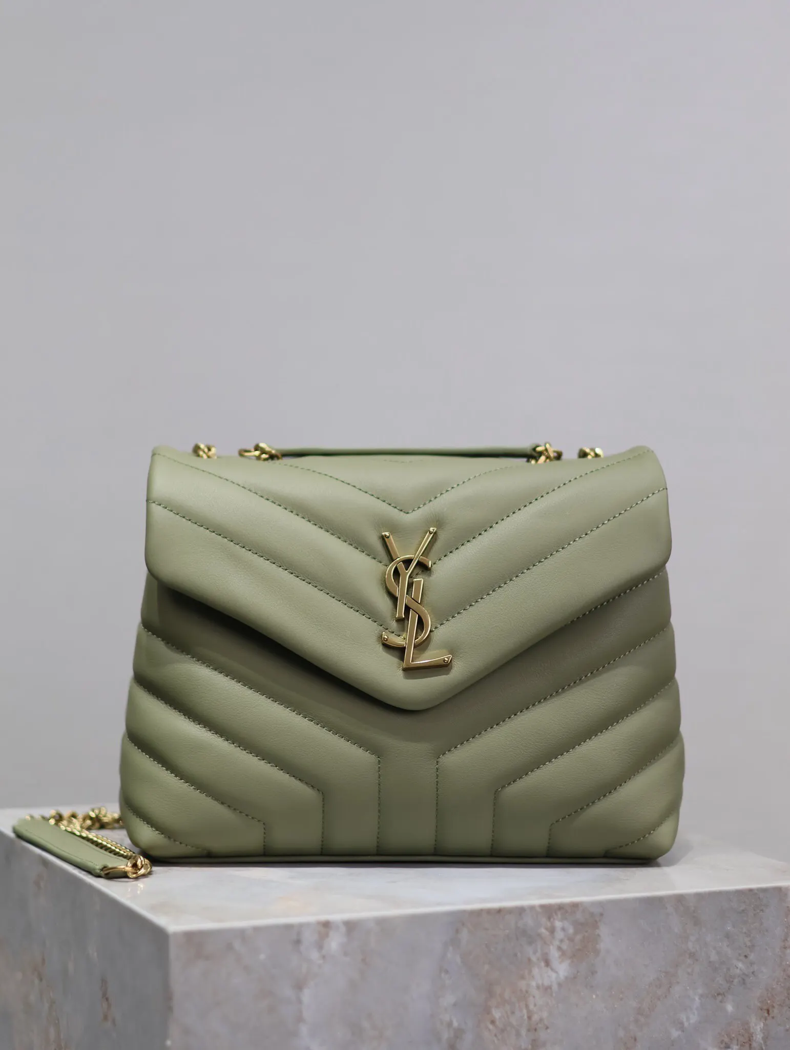牛皮 Loulou 牛油果绿 Y家经典 斜挎包 轻便斜挎款