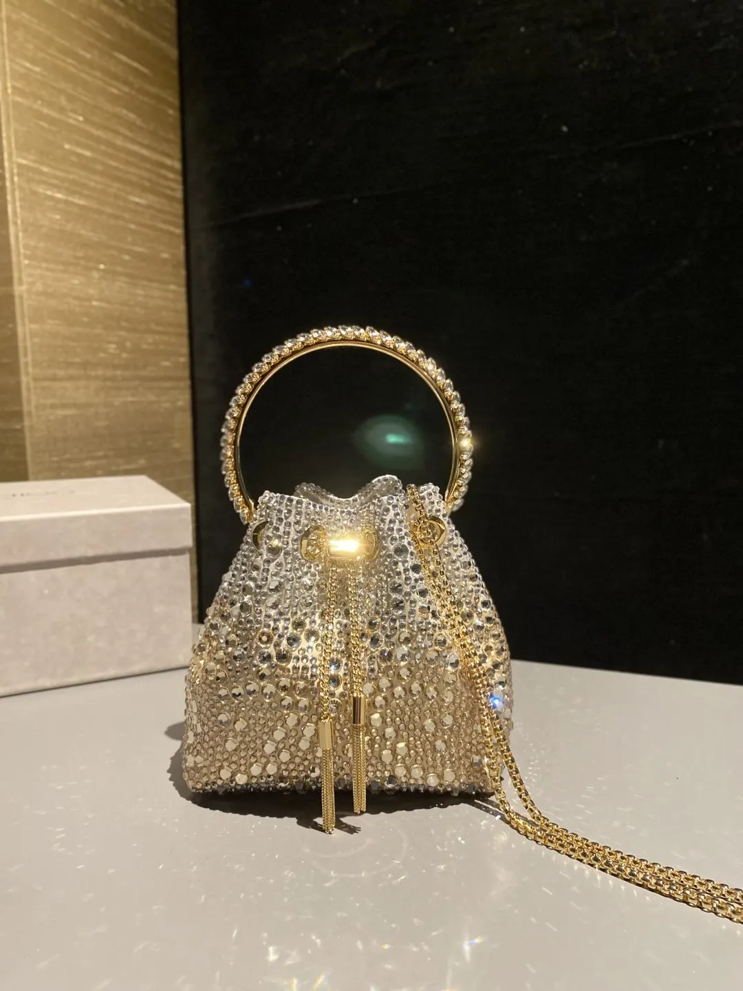 JIMMY CHOO BON BON系列标志款手提包 链条包 精致链条款