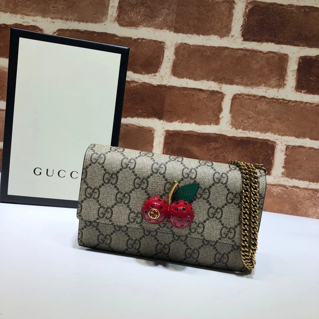 Gucci red, chain bag, shoulder messenger