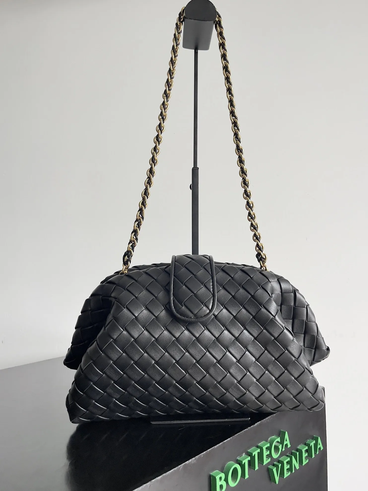 Bottega Veneta 链条包 精致链条款