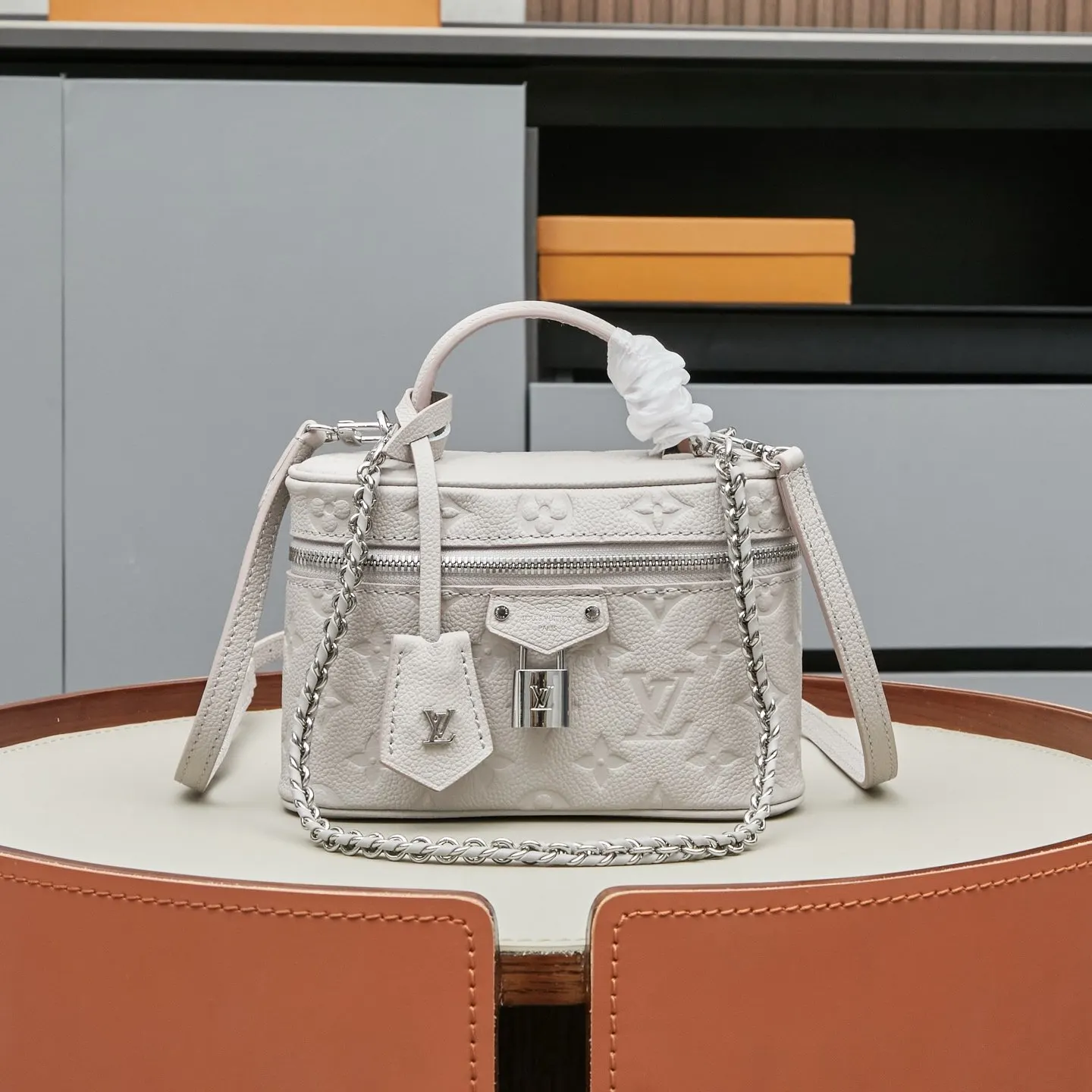 Louis Vuitton Gray Chain Bag Leather