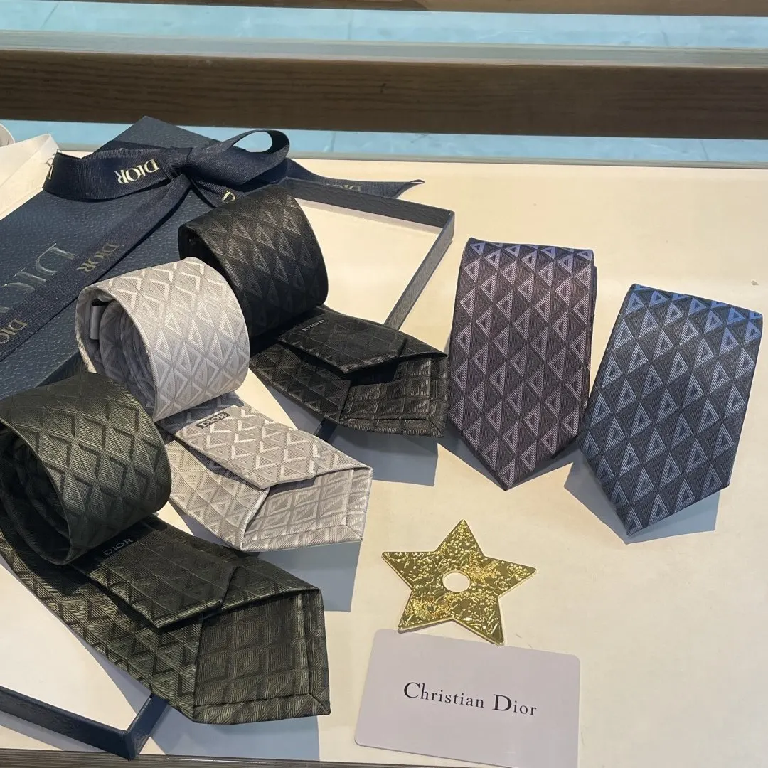 Dior Tie, Fine Accessory