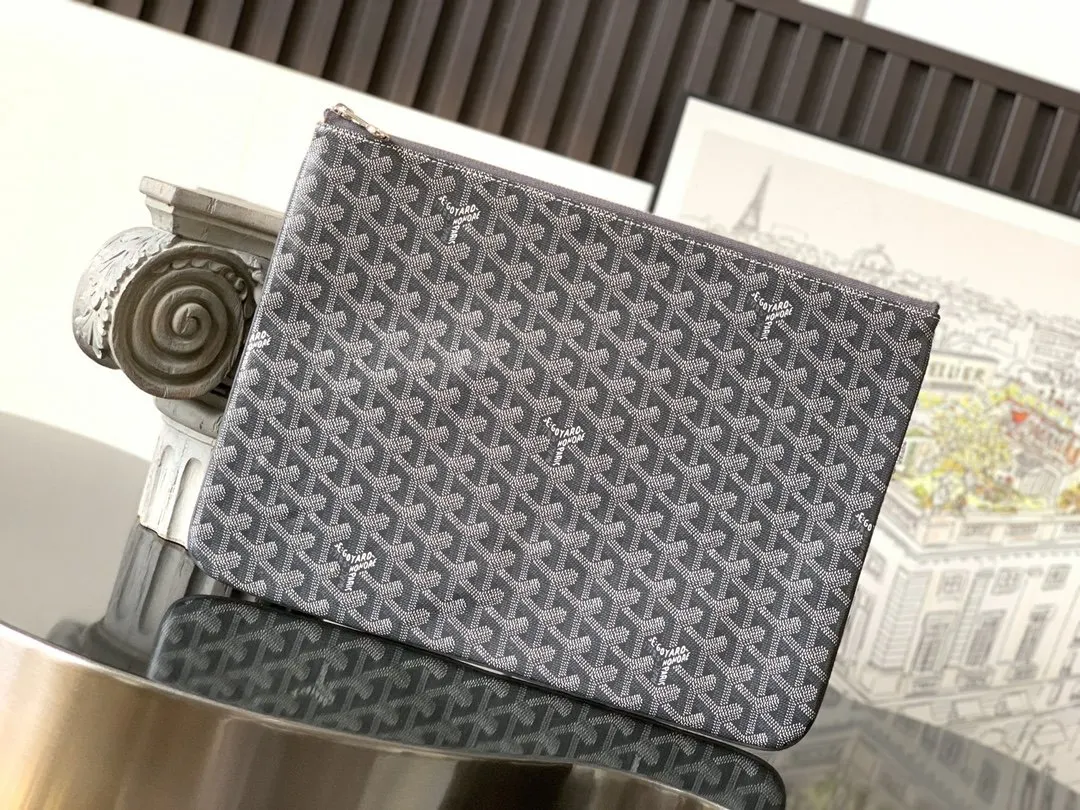 Goyard 灰色 鼎鼎戈雅 手拿包 精致手拿款