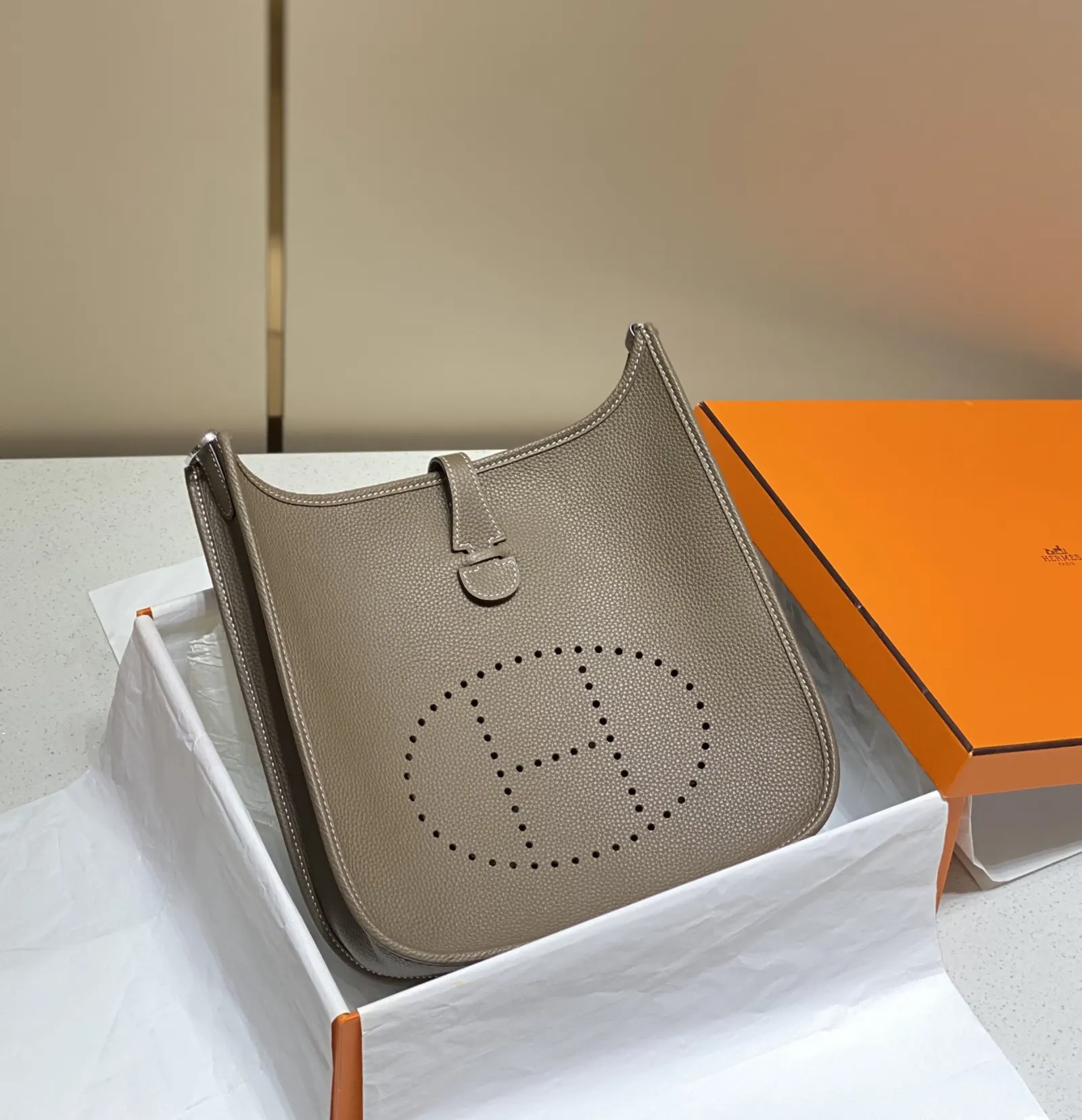 Hermes Evelyne 牛皮 斜背包 29cm 經典款