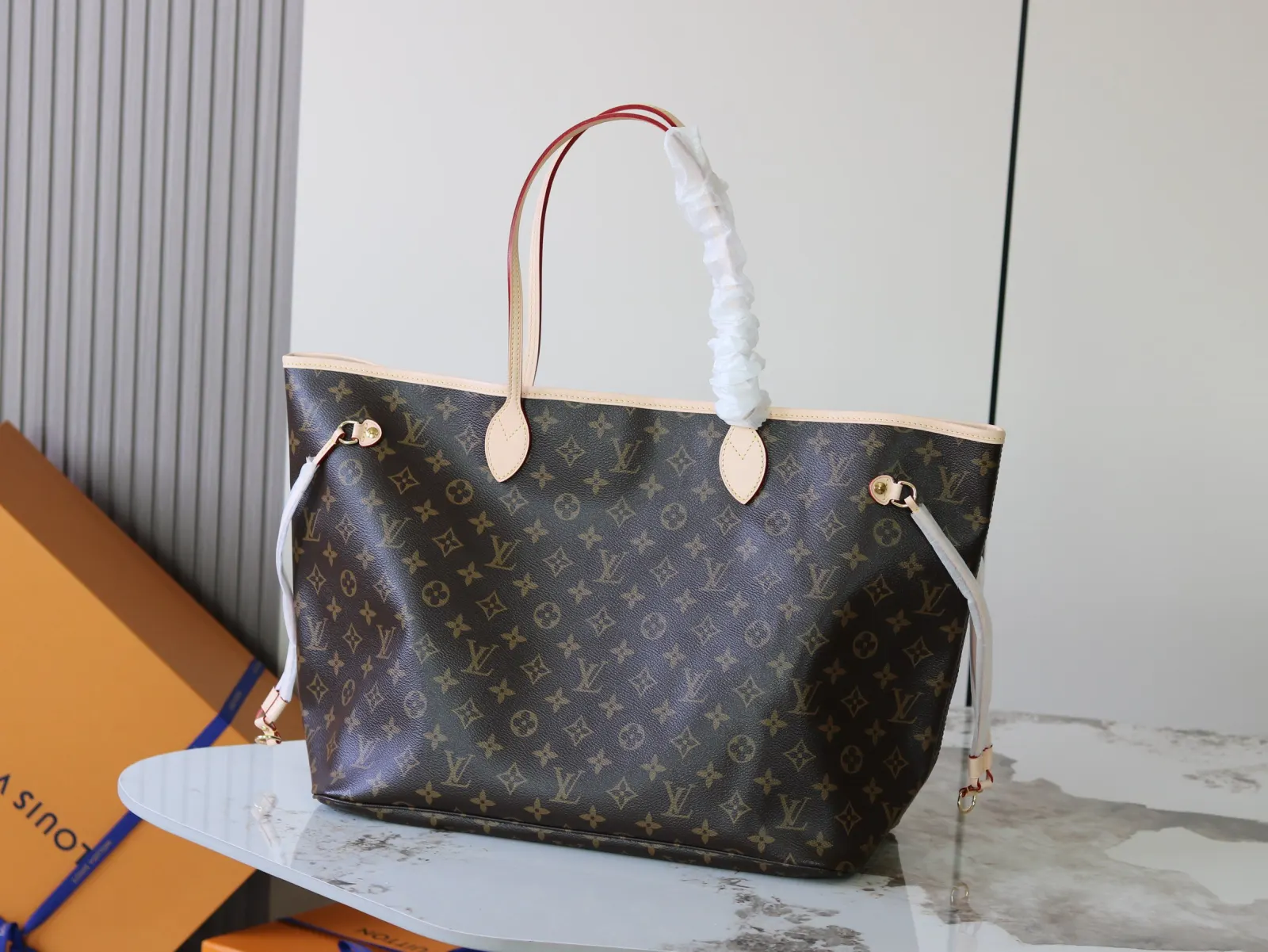 Neverfull 牛皮 托特包 大容量托特款