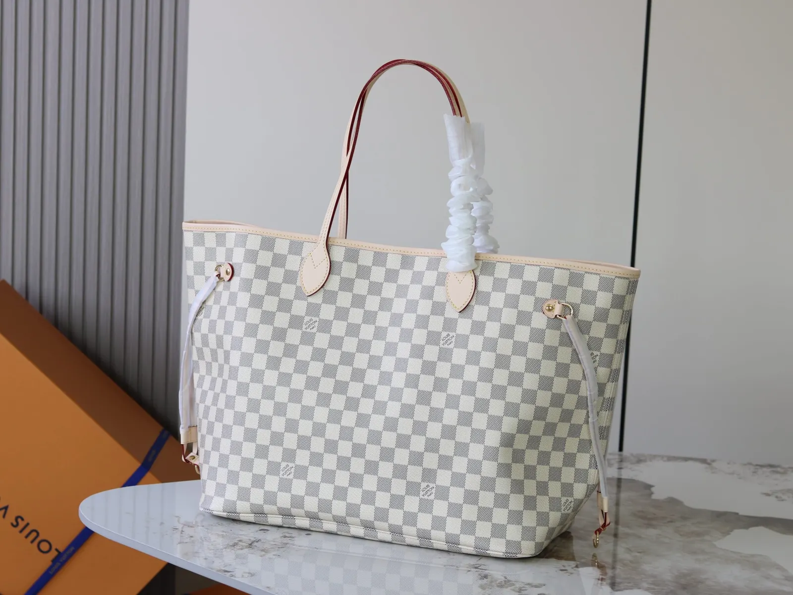 Neverfull 牛皮 托特包 大容量托特款