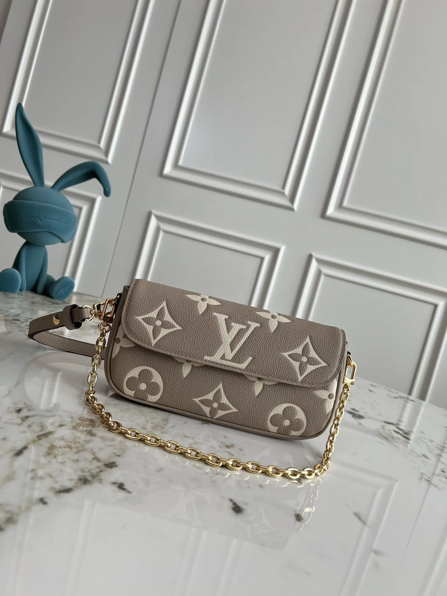 LV M82211 老花 錢包 精選款