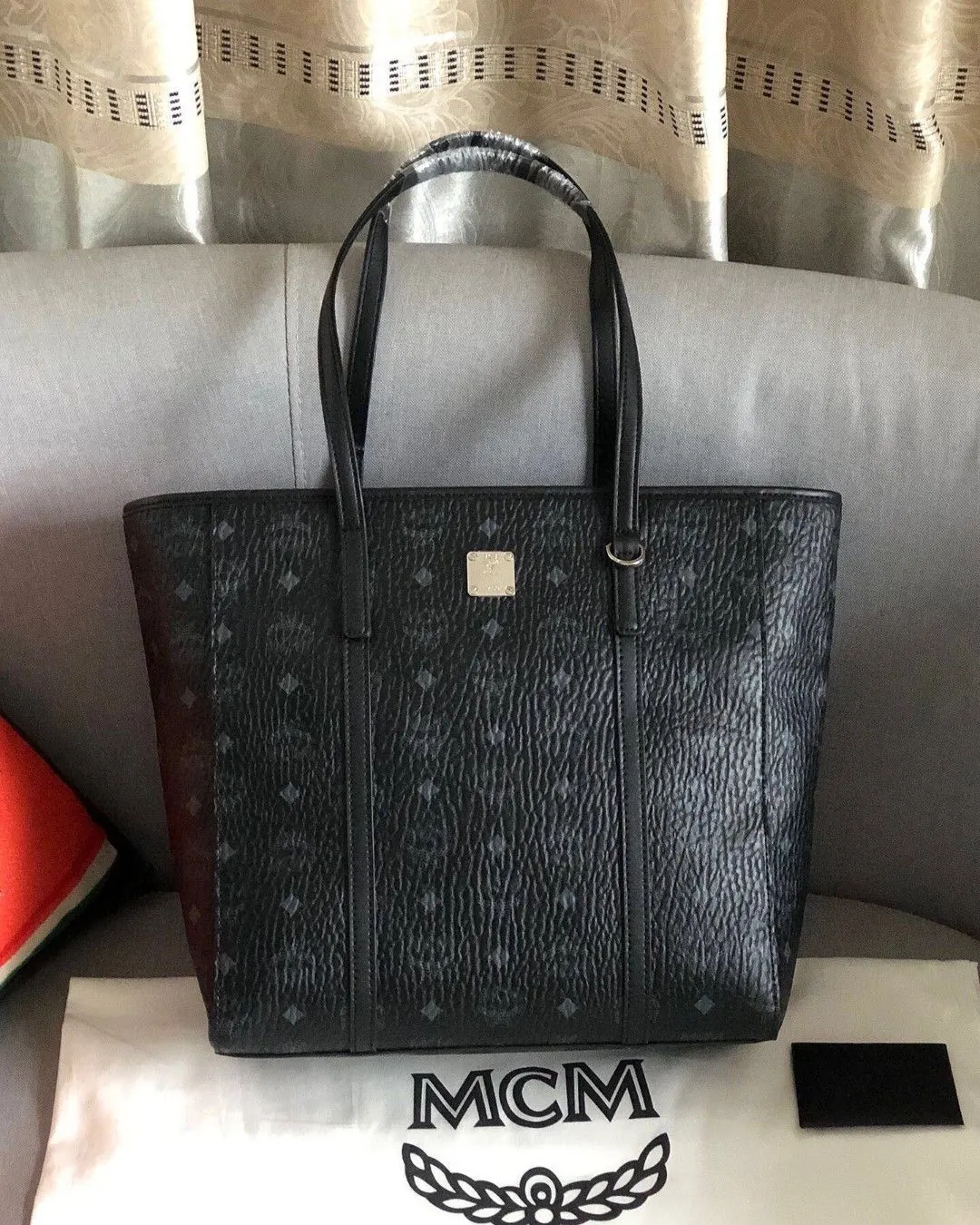 牛皮 款号 MCM Toni 托特包 大容量托特款