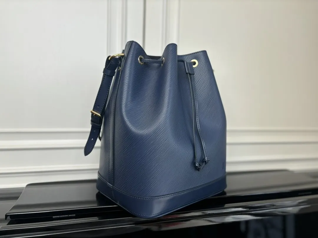 Blue Bucket Bag Casual Leather