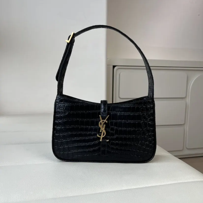 Hobo Shoulder Bag Vintage Leather