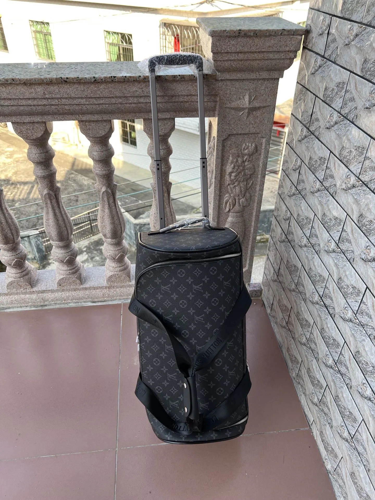 黑色花纹 行李箱 旅行拉杆款 轻便出行款