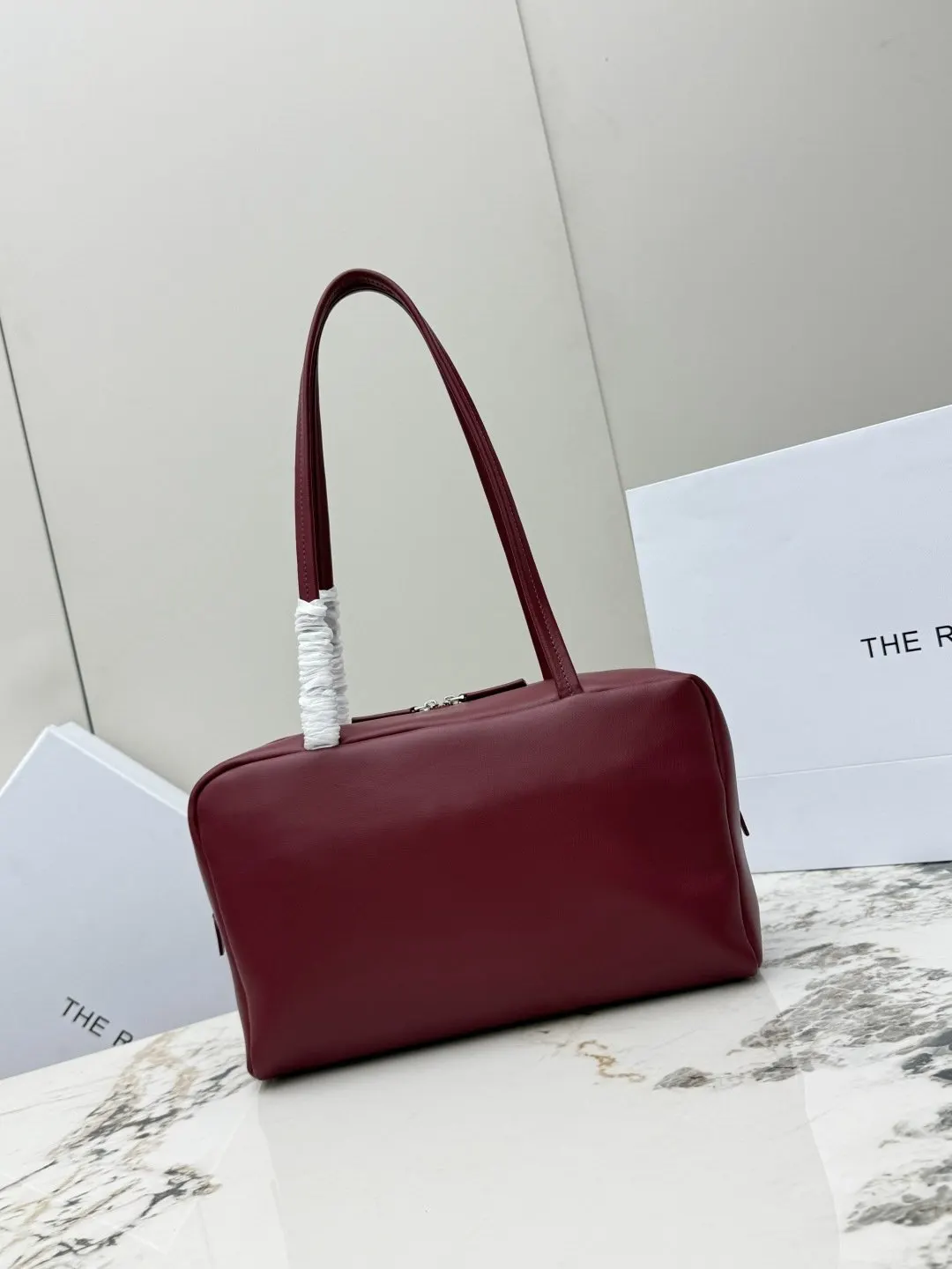 羊皮 玫瑰 TR羊皮 THE ROW Astra保龄 单肩包
