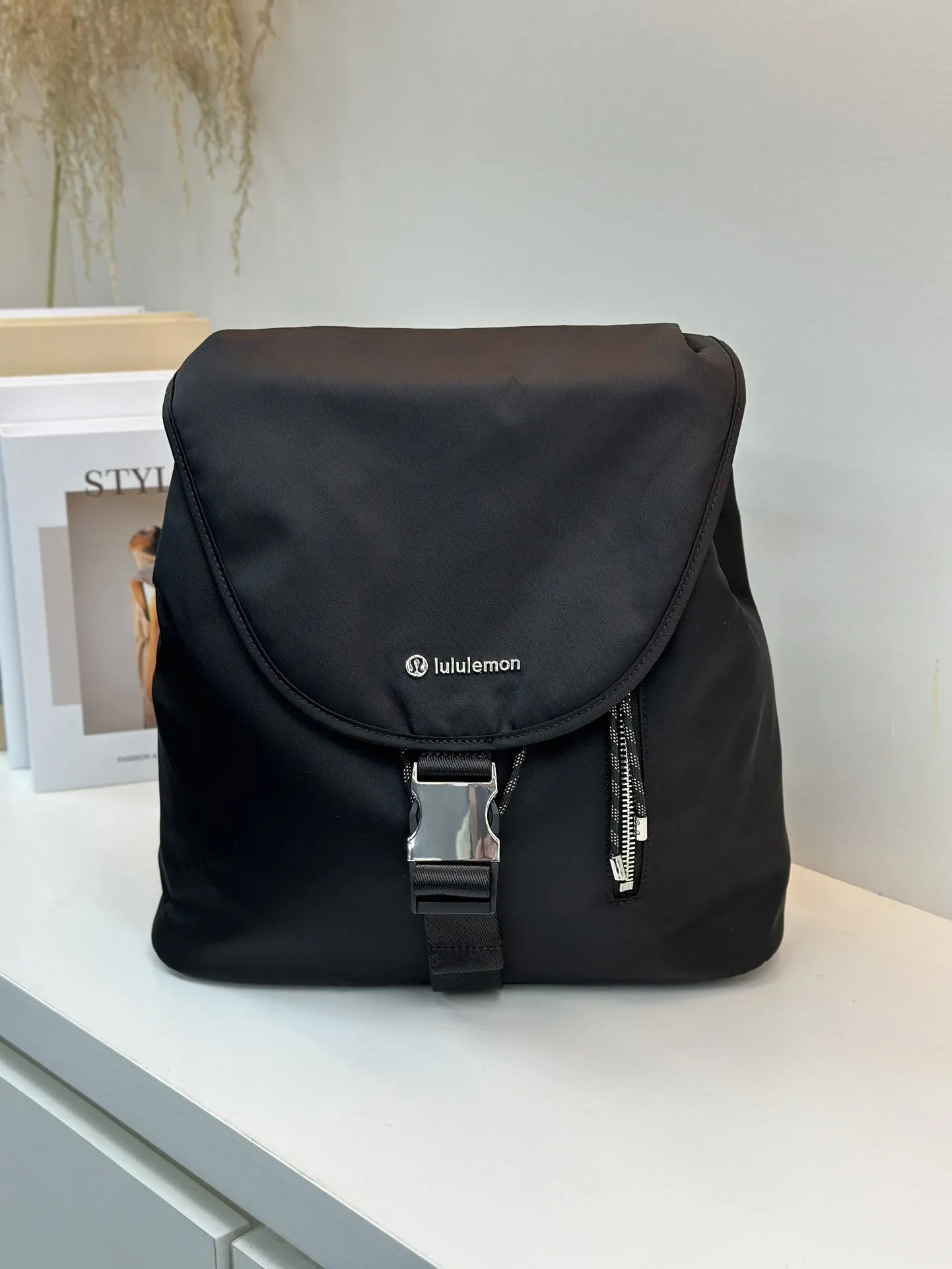 尼龍 本地 包邮 lululemon露露乐蒙 雙肩包 实用雙肩款
