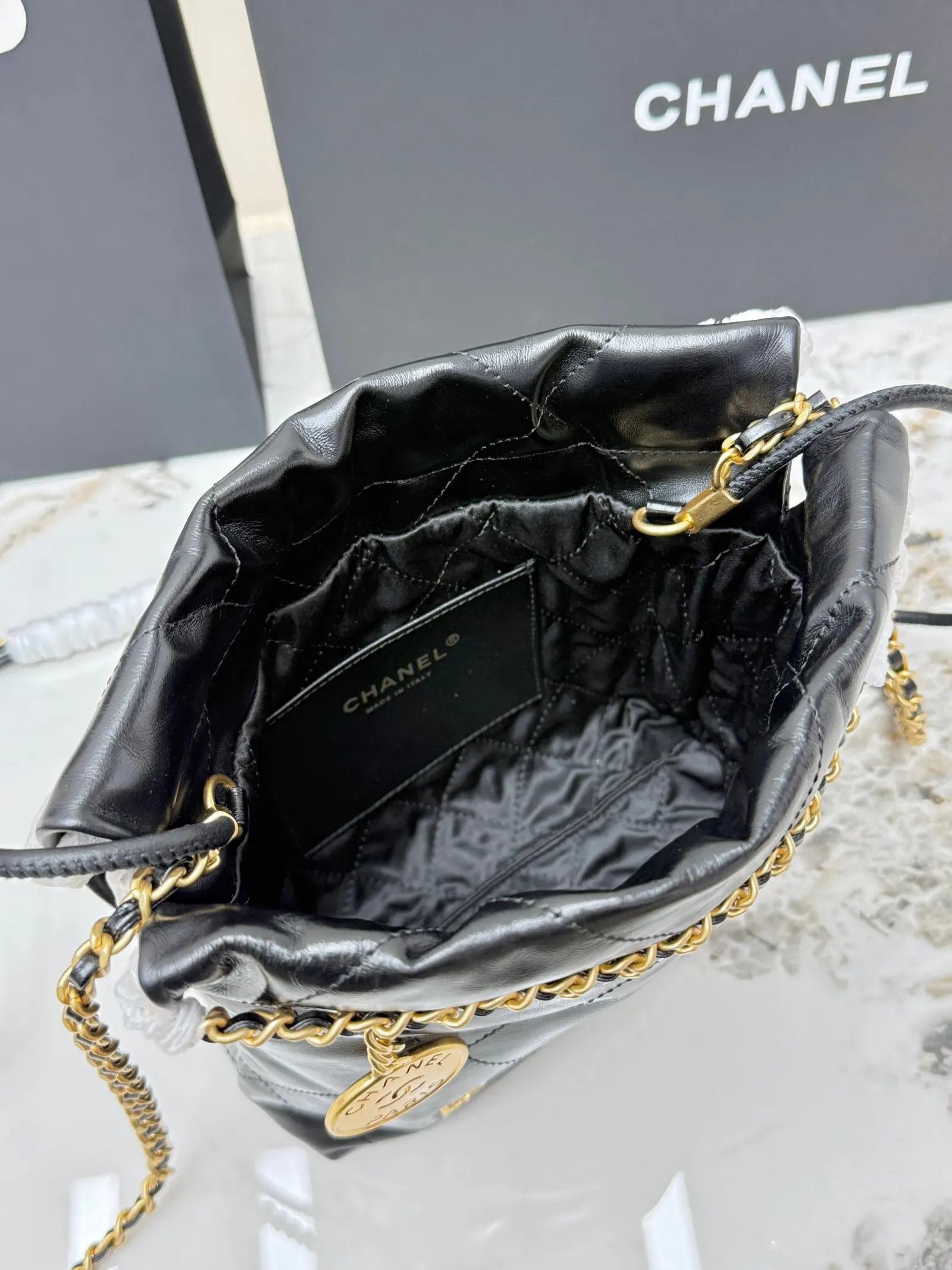 Chain Bag Leather
