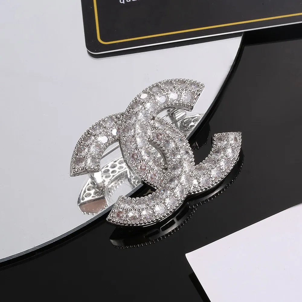 Chanel 金色 胸針