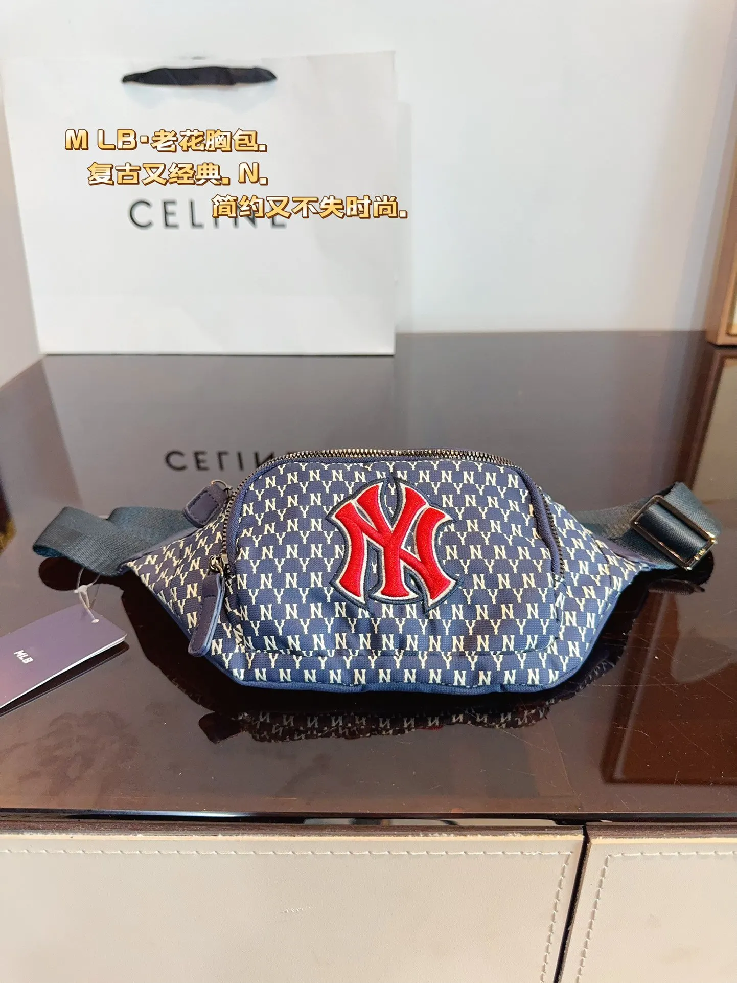 帆布 布 MLB 提花腰包 男女通用的一款 质量 休闲腰包款