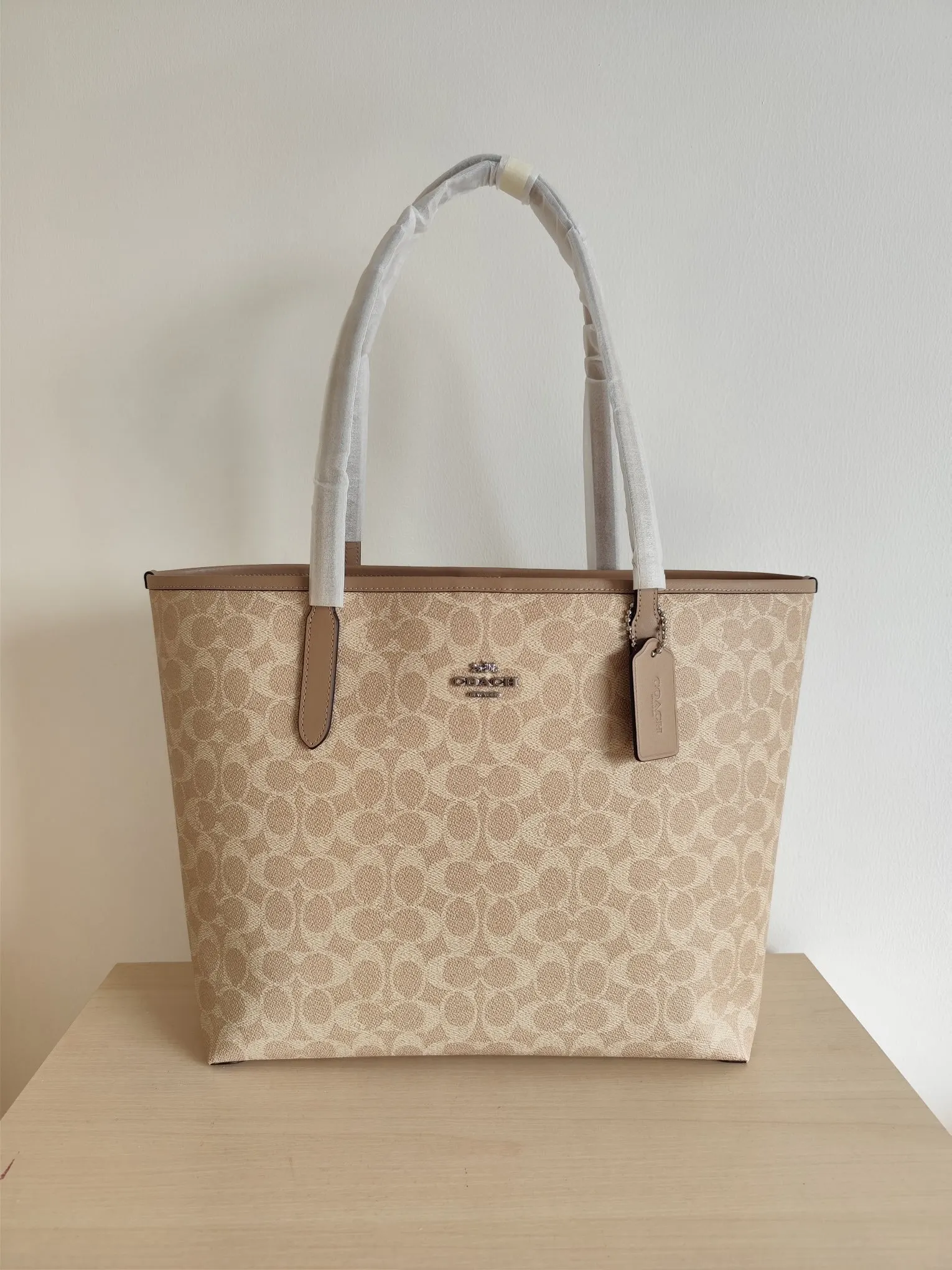 Coach 老花 帆布 托特包 大容量托特款