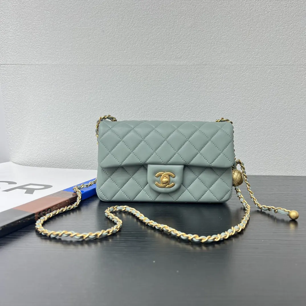 CHANEL 綠色牛皮翻蓋鏈條包 金链款