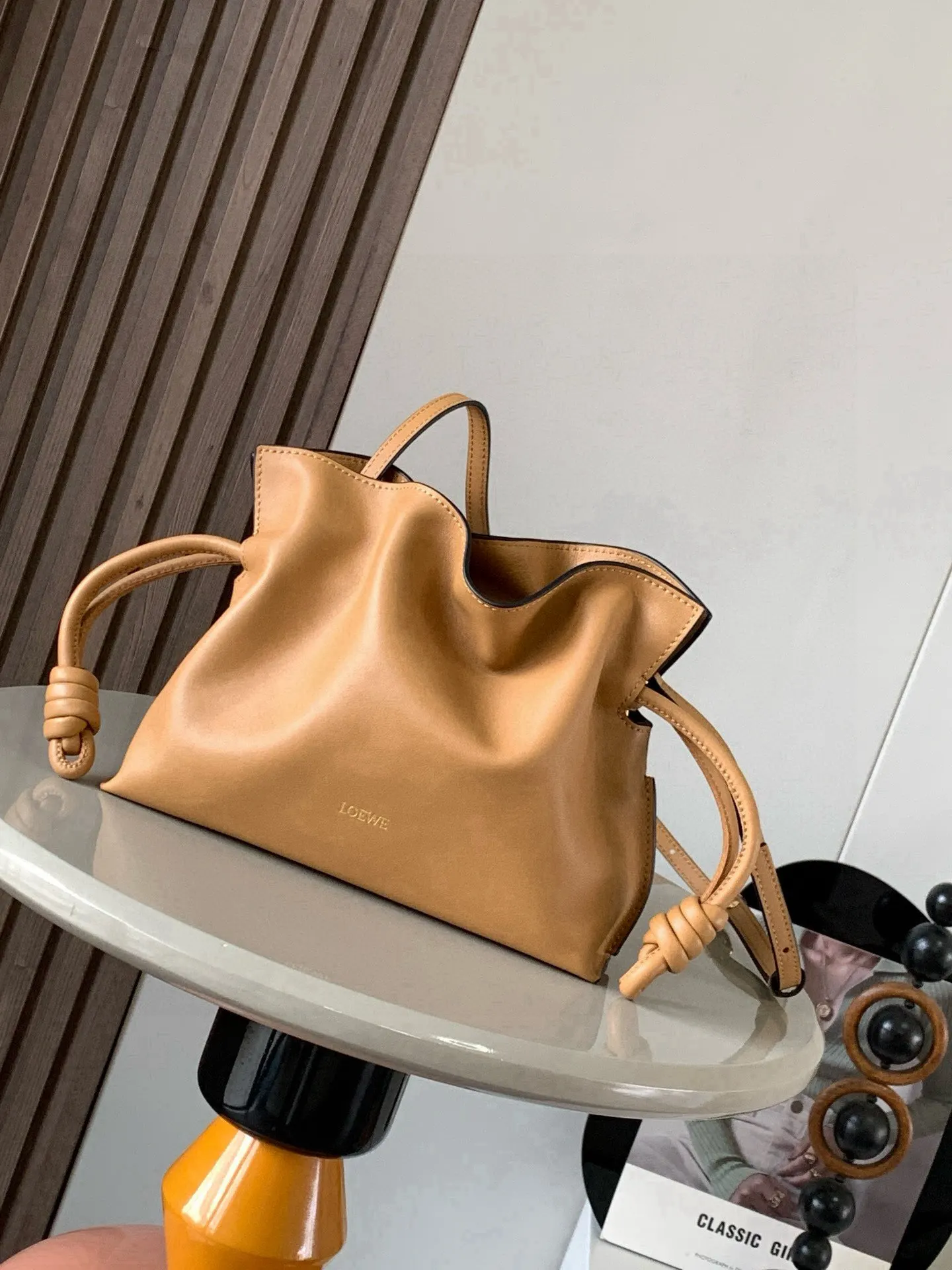 Loewe 小牛皮 托特包 大容量托特款