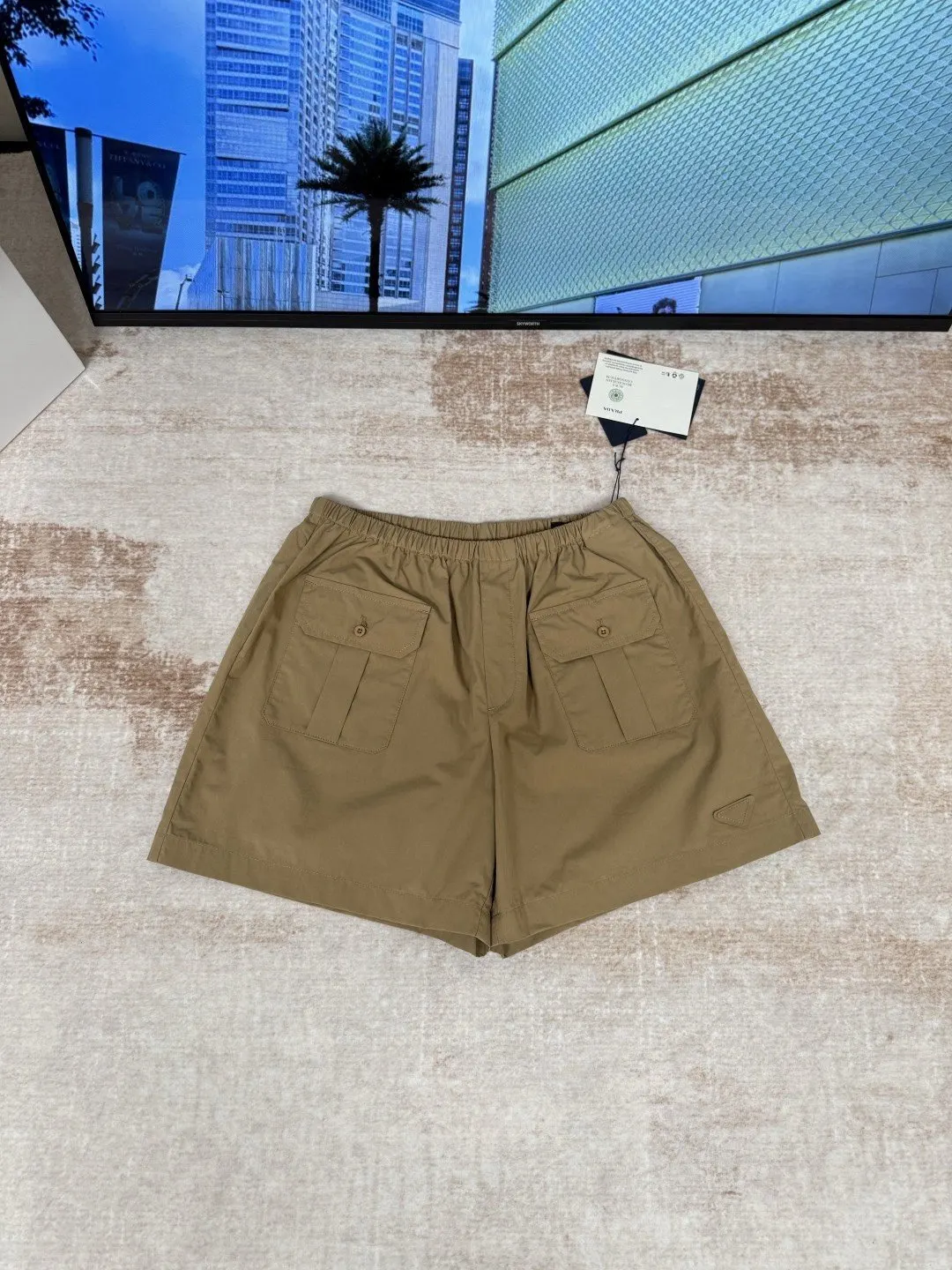 PRADA 棉质 三角标 刺繡 短褲 休閒寬鬆款