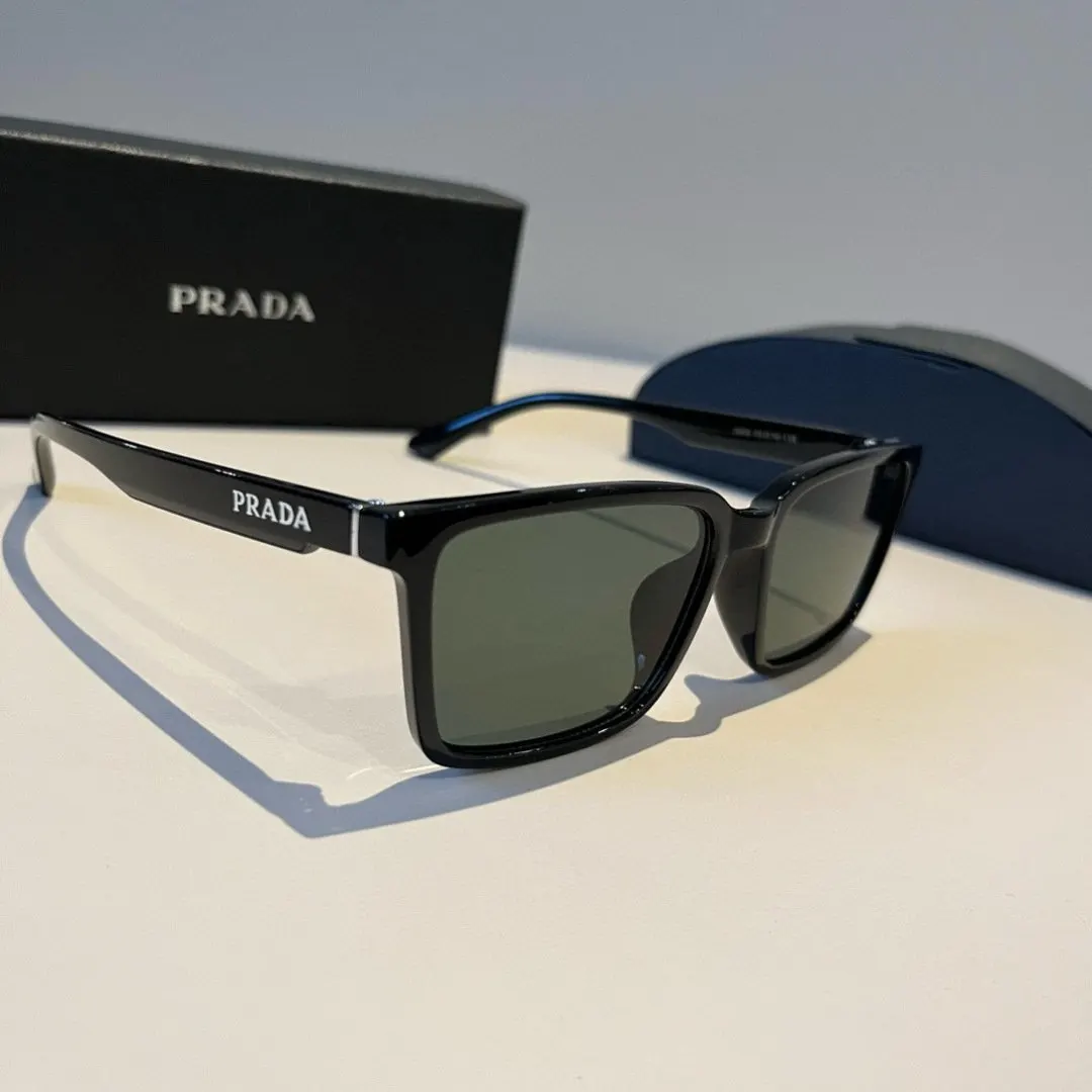 PRADA 太阳眼镜 時尚遮阳款