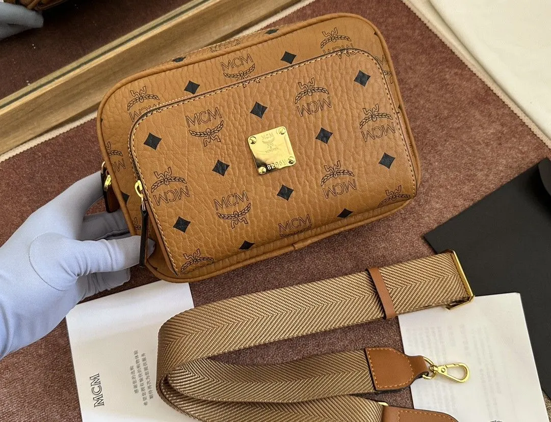 牛皮 款号 MCM 斜背包 Aren斜挎 輕便斜挎款