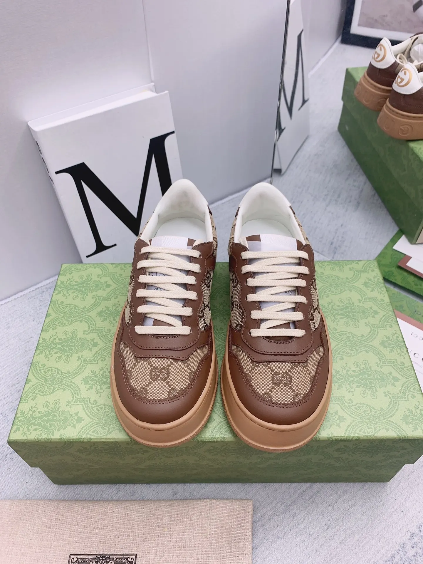 Gucci Logo casual sneakers, all-match 127