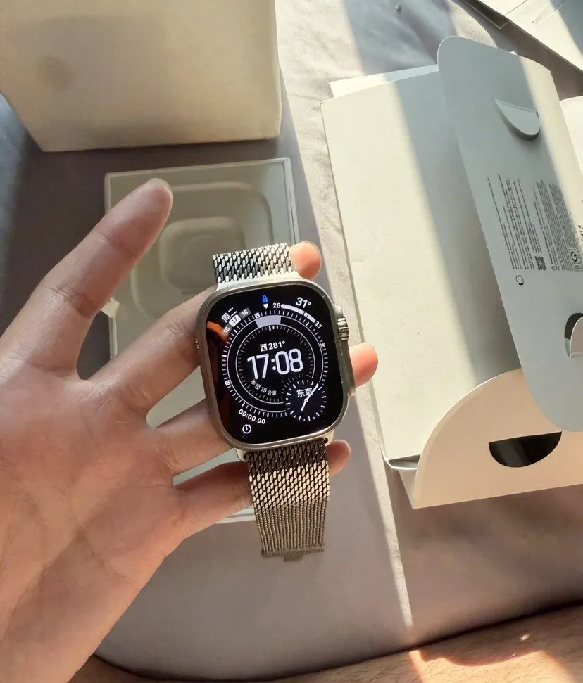 微信下单包邮 送 Apple Watch 手錶 經典腕表款