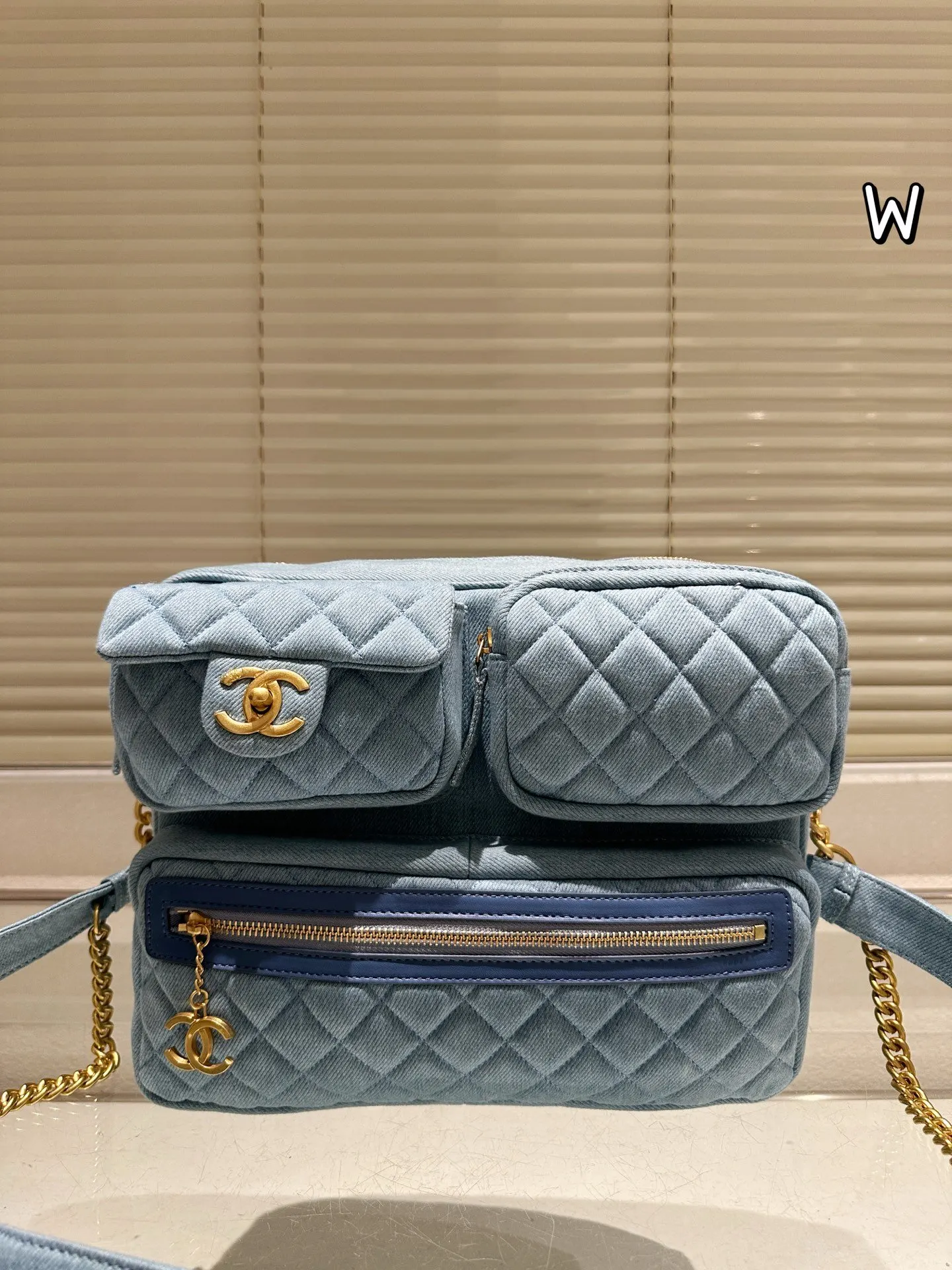 CHANEL 牛仔 单宁牛仔藍 无盒 单宁牛仔藍 无盒 斜背包 輕便斜挎款