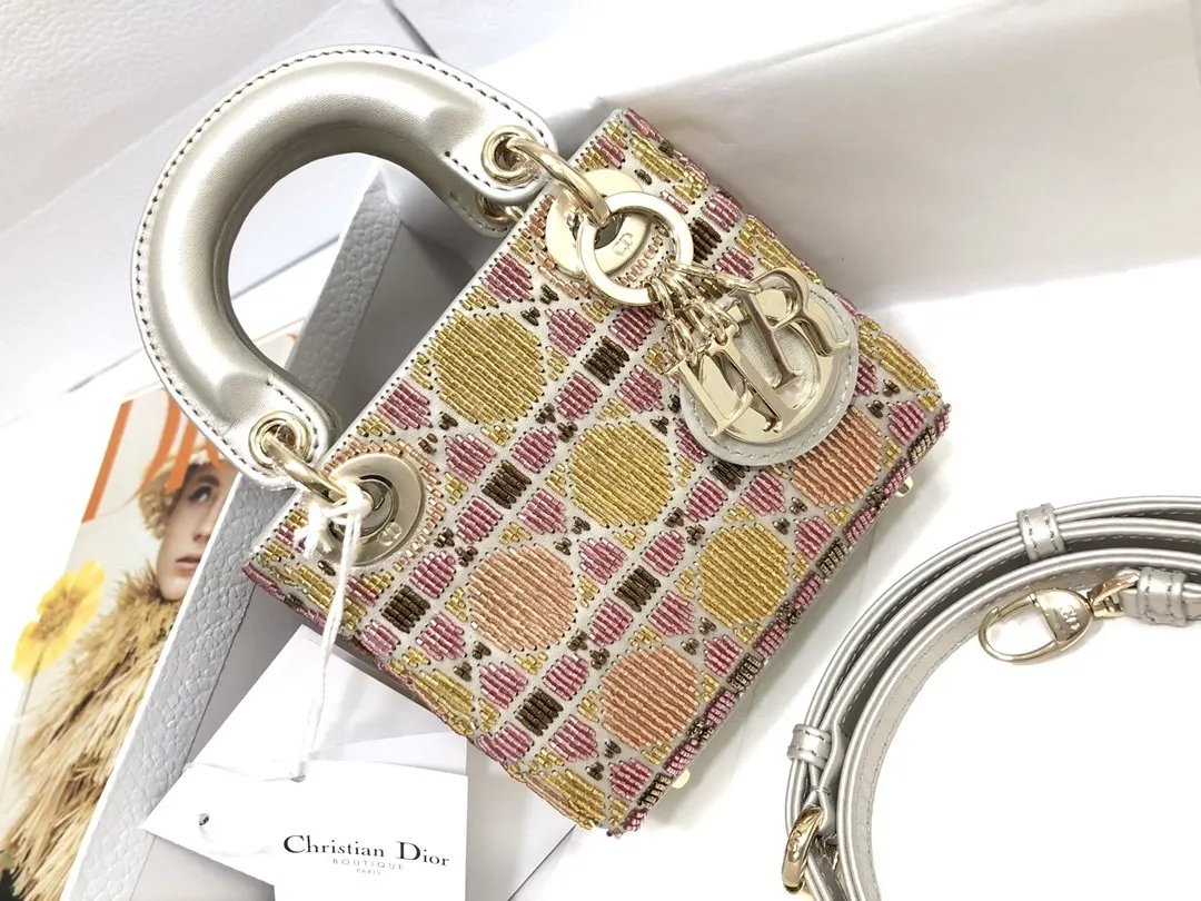 Dior Lady 白色 羊皮 收纳包 旅行收纳款