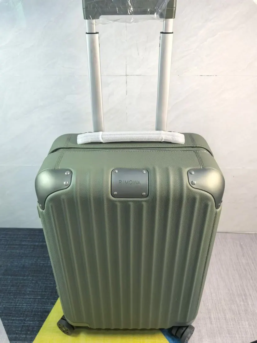 黑色 藍色 牛皮 玫瑰 Rimowa全牛皮款 distinct系 行李箱 旅行拉杆款 輕便出行款