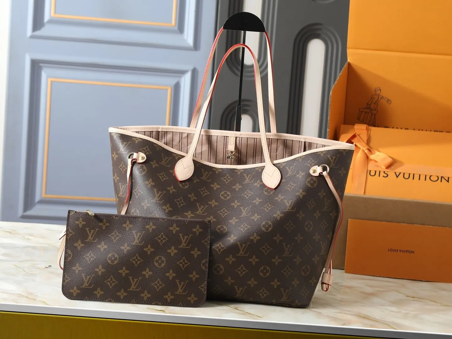 Neverfull 老花 帆布 手拿包 精致手拿款