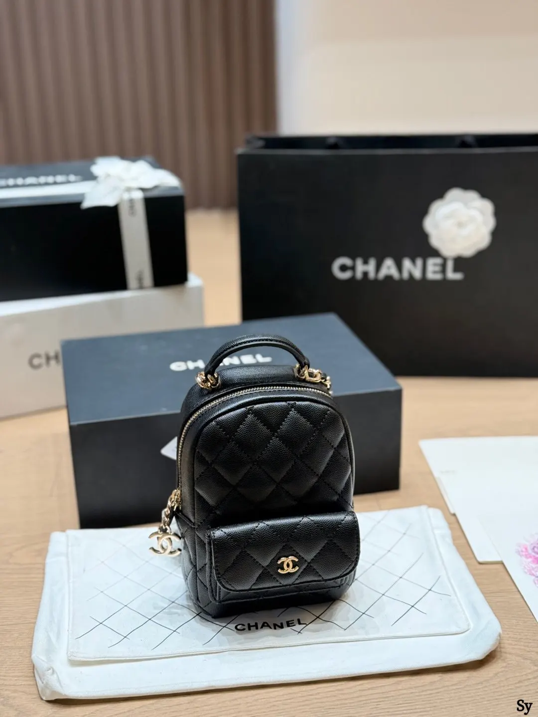 CHANEL 白色 金色 牛皮 雙肩包 实用雙肩款