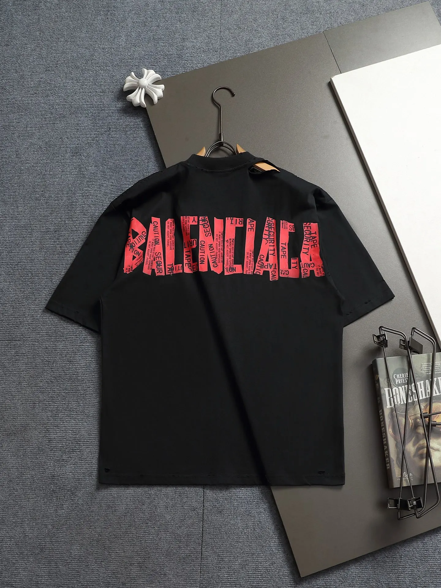 Balenciaga 黑色 Logo 短袖T恤 街頭休閒款