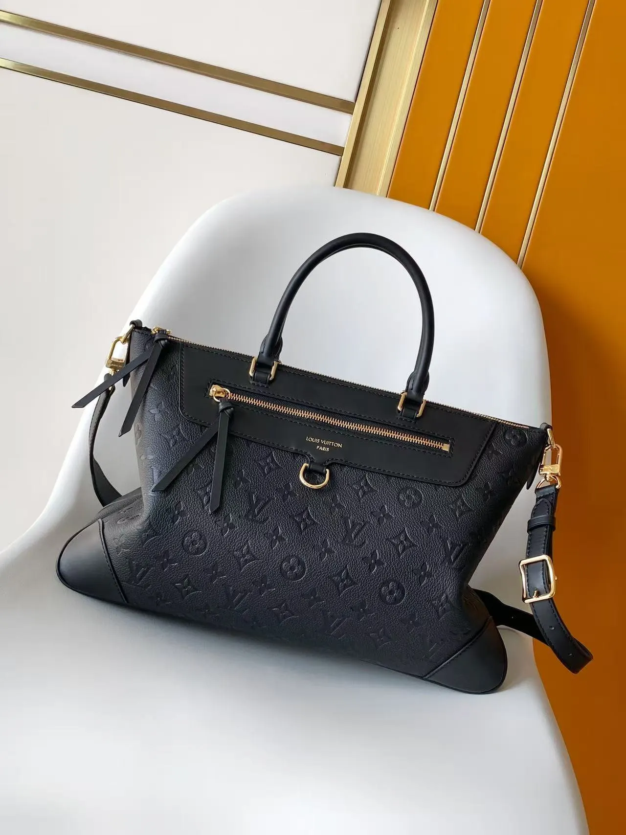 LV 黑金配色 托特包 大容量通勤款