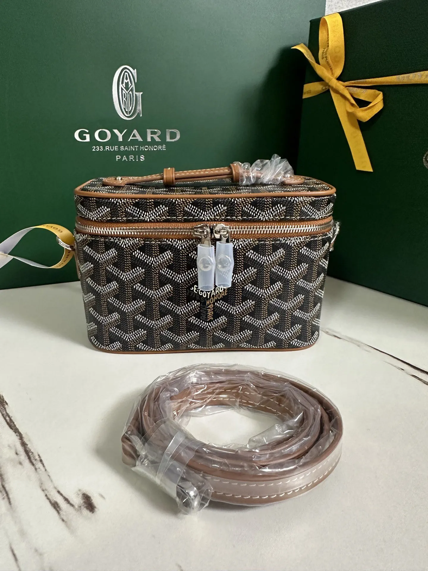 Goyard 黃色 小牛皮 化妝包 便携收納款