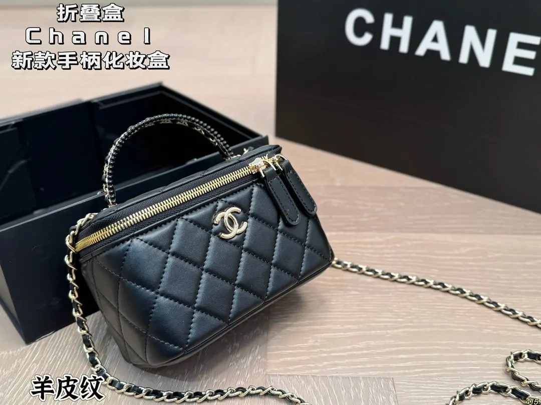 CHANEL 羊皮 羊皮纹 手柄化妝盒 那么好看 那么 斜背包 輕便斜挎款