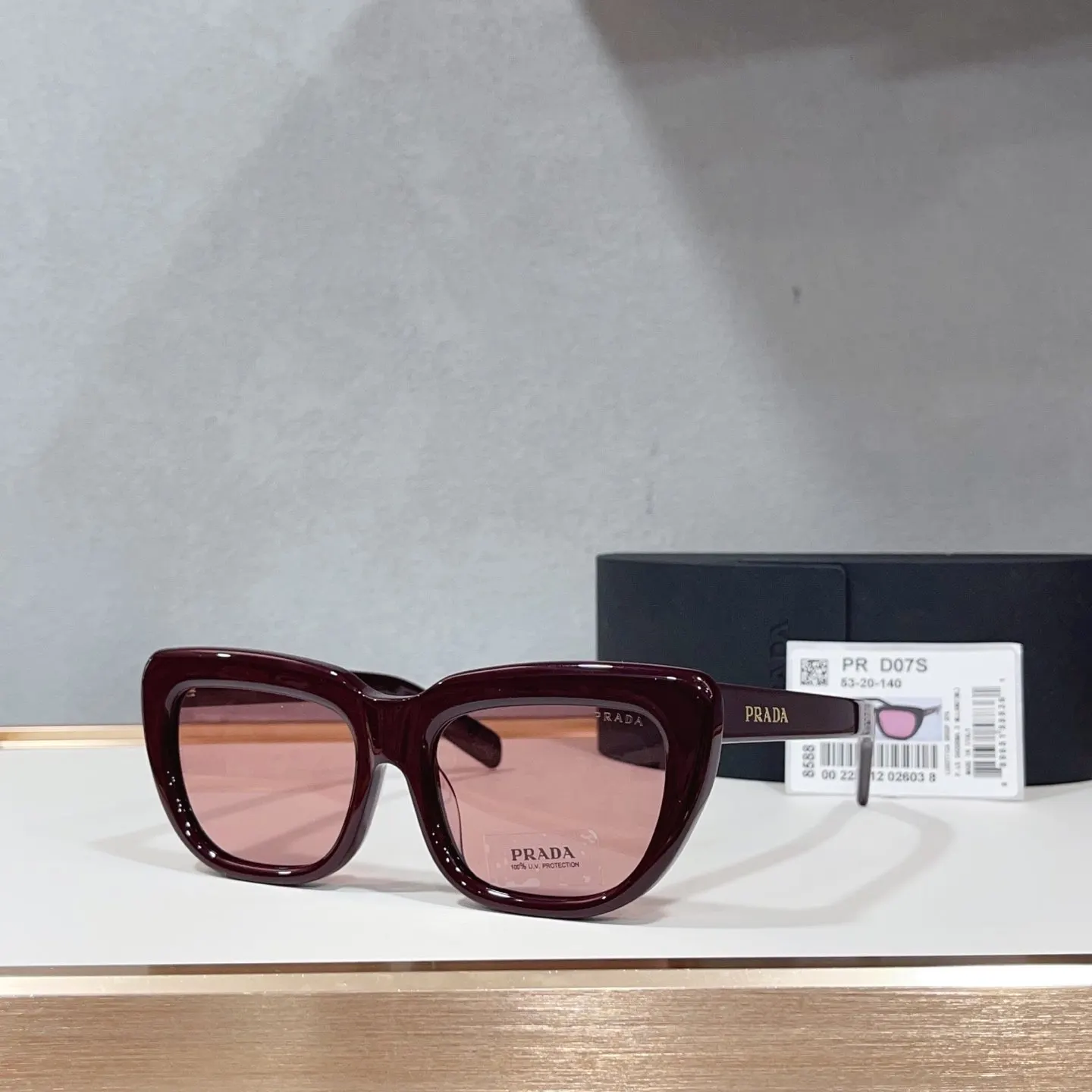 PRADA PR D07S 太阳眼镜 時尚遮阳款