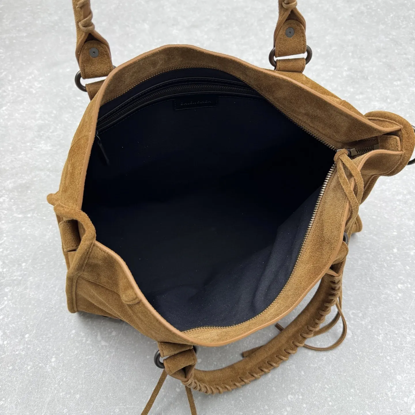焦糖色 麂皮 ｛中号 磨砂焦糖色｝出 单肩包 日常单肩背款