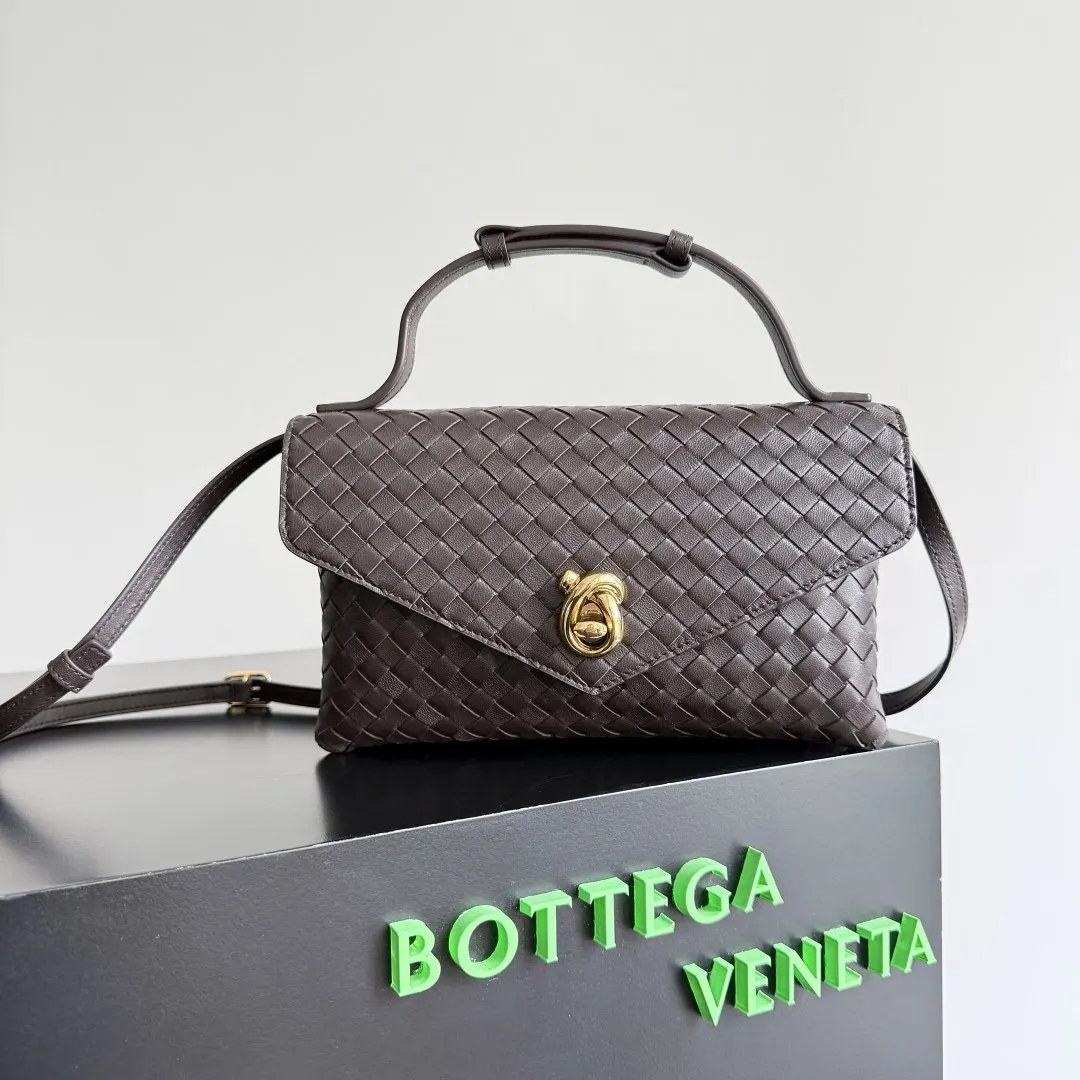 Bottega Veneta 皮革 托特包 大容量托特款
