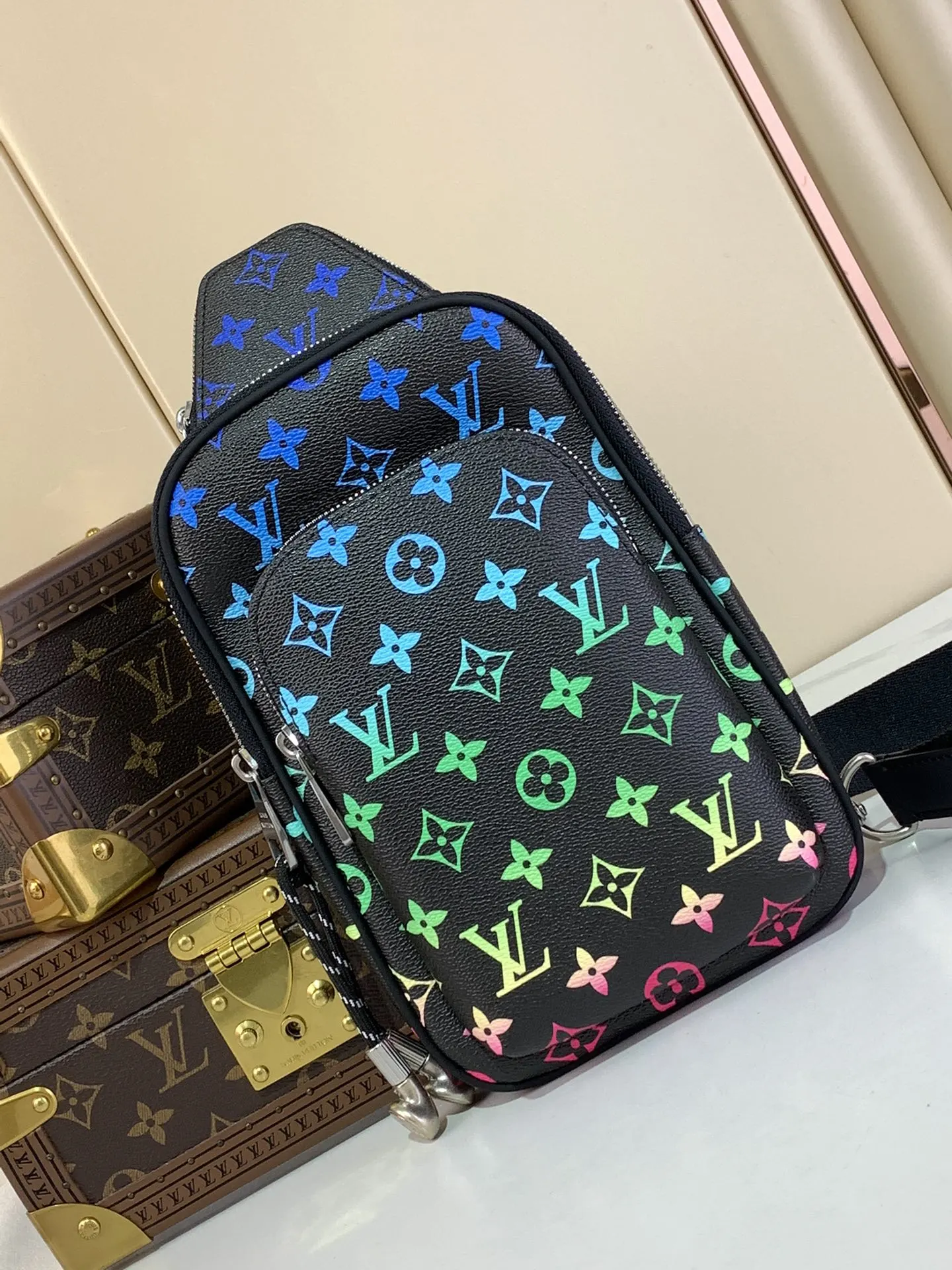 LV Avenue 老花 手提包 精選款