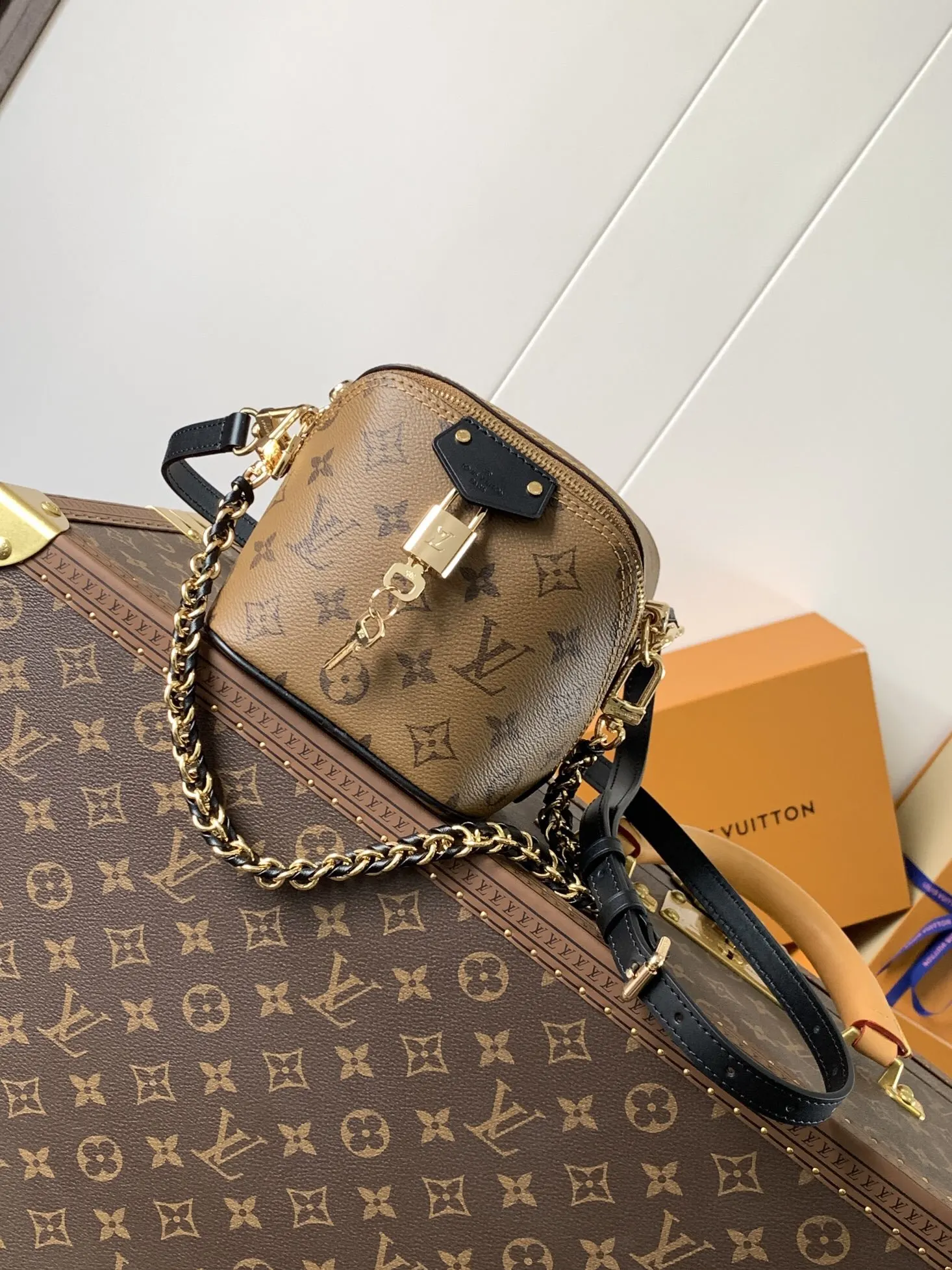 Monogram Chain Bag Leather