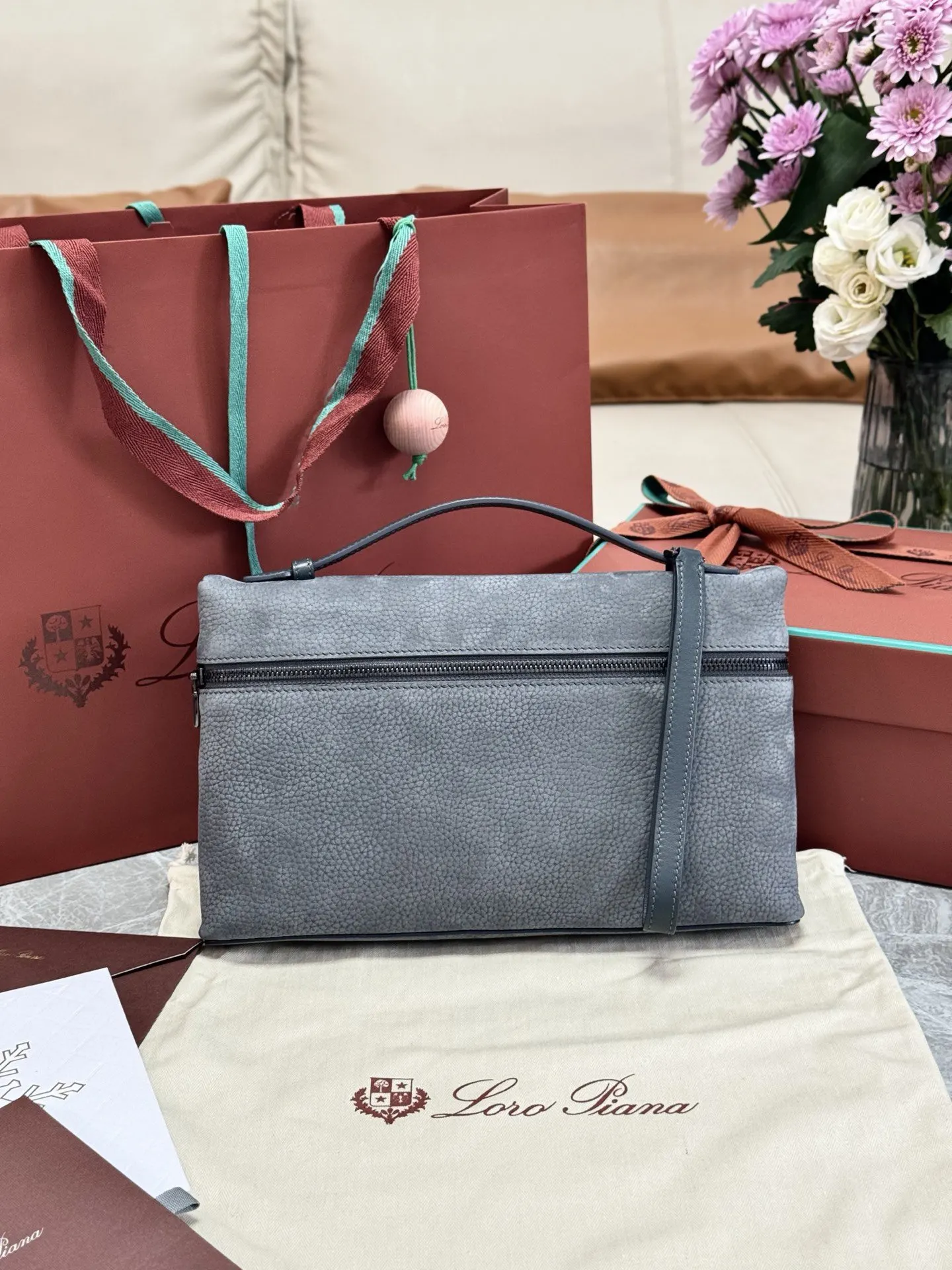 綠色 皮革 Loro piana 诺悠翩雅 Extra 手拿包 精致手拿款