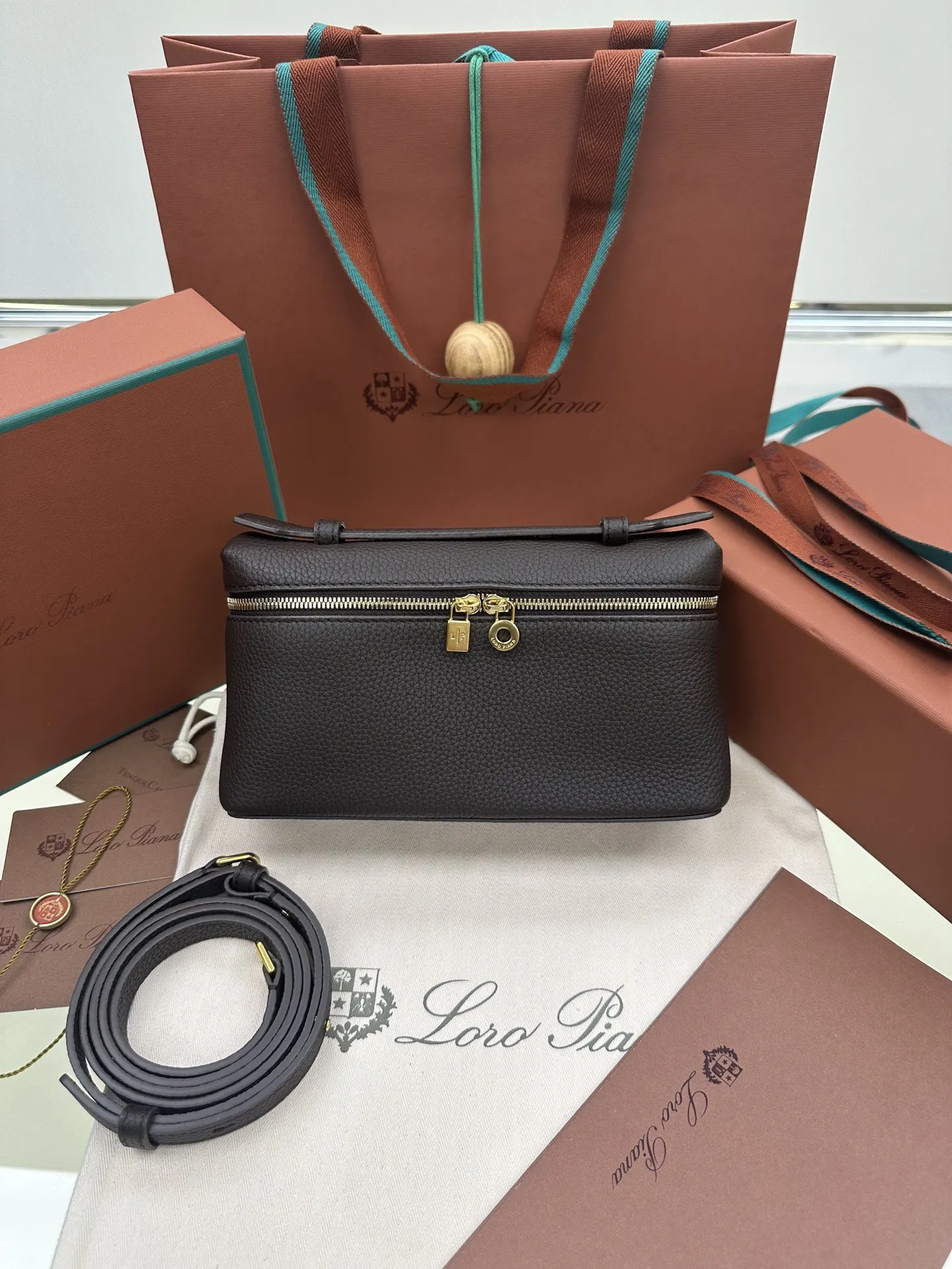 Crossbody Bag Lightweight Leather