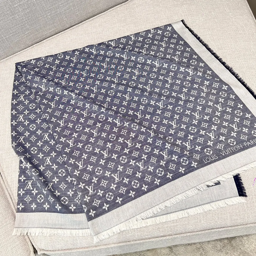 Louis Vuitton Wool Scarf