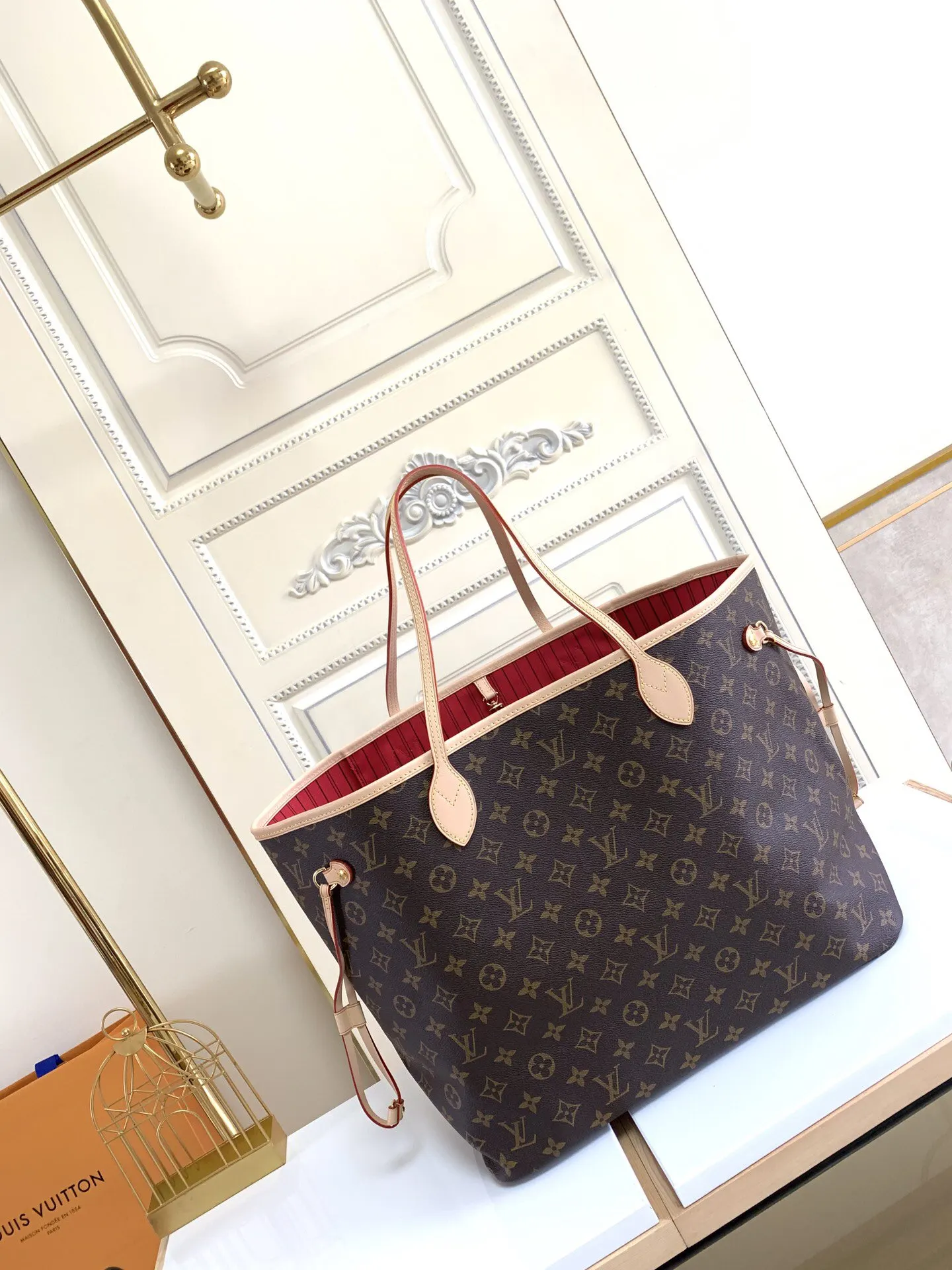 LV Neverfull 帆布 手拿包 精致手拿款
