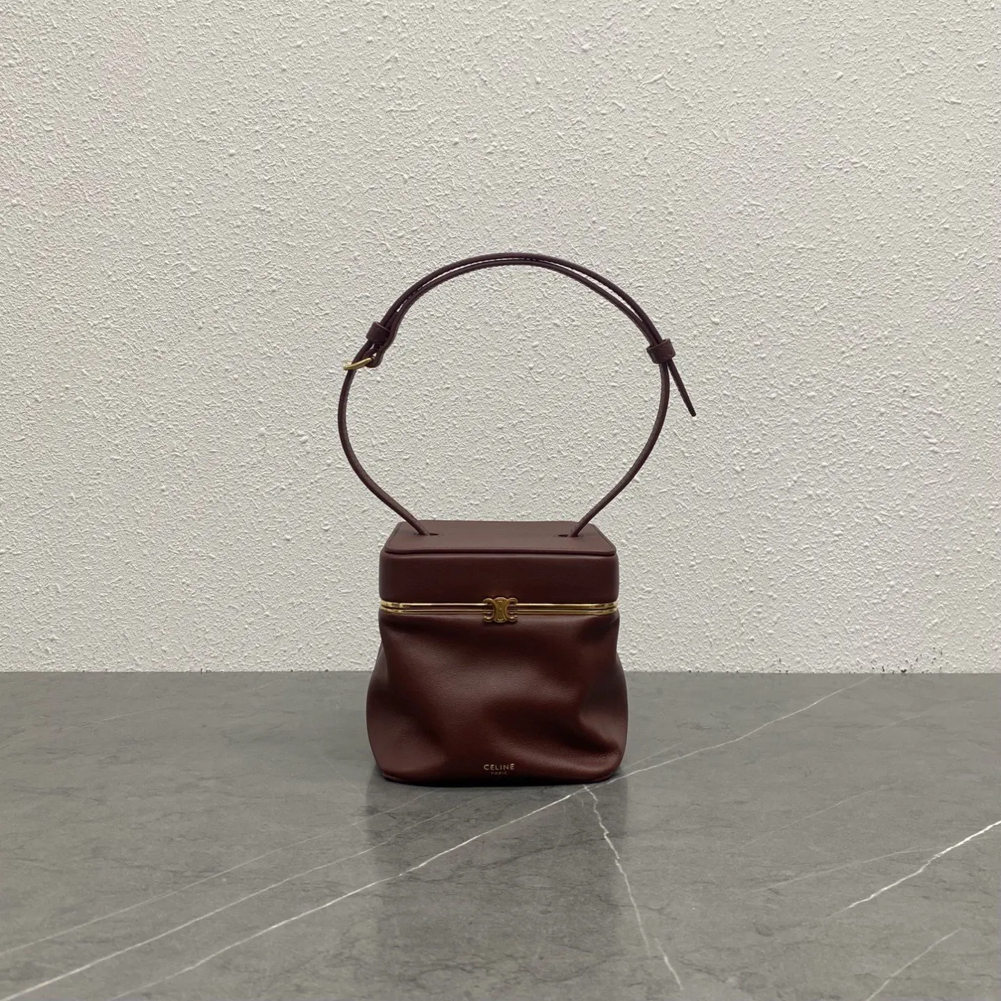 Gold Shoulder Bag Leather