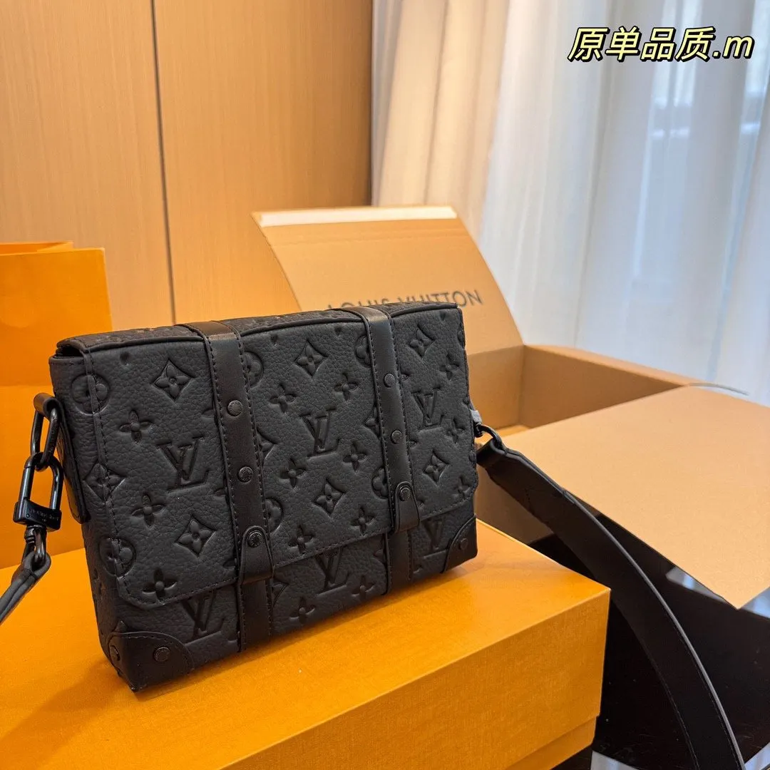 小牛皮 商務工作中的理想伴侣 包包單肩斜背包大容量工装包 好 輕便斜挎款