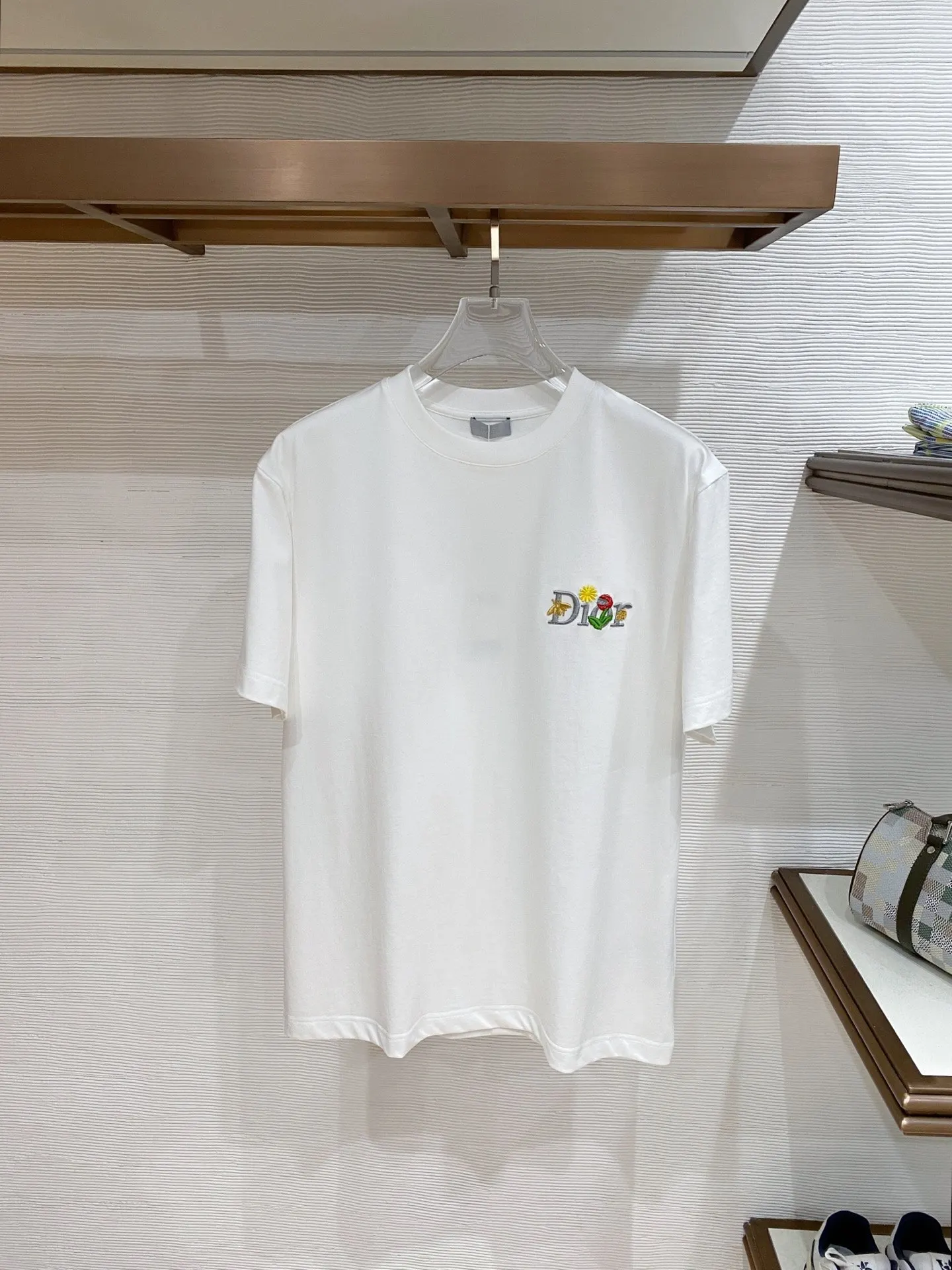Dior 白色刺繡字母短袖T恤 簡約款