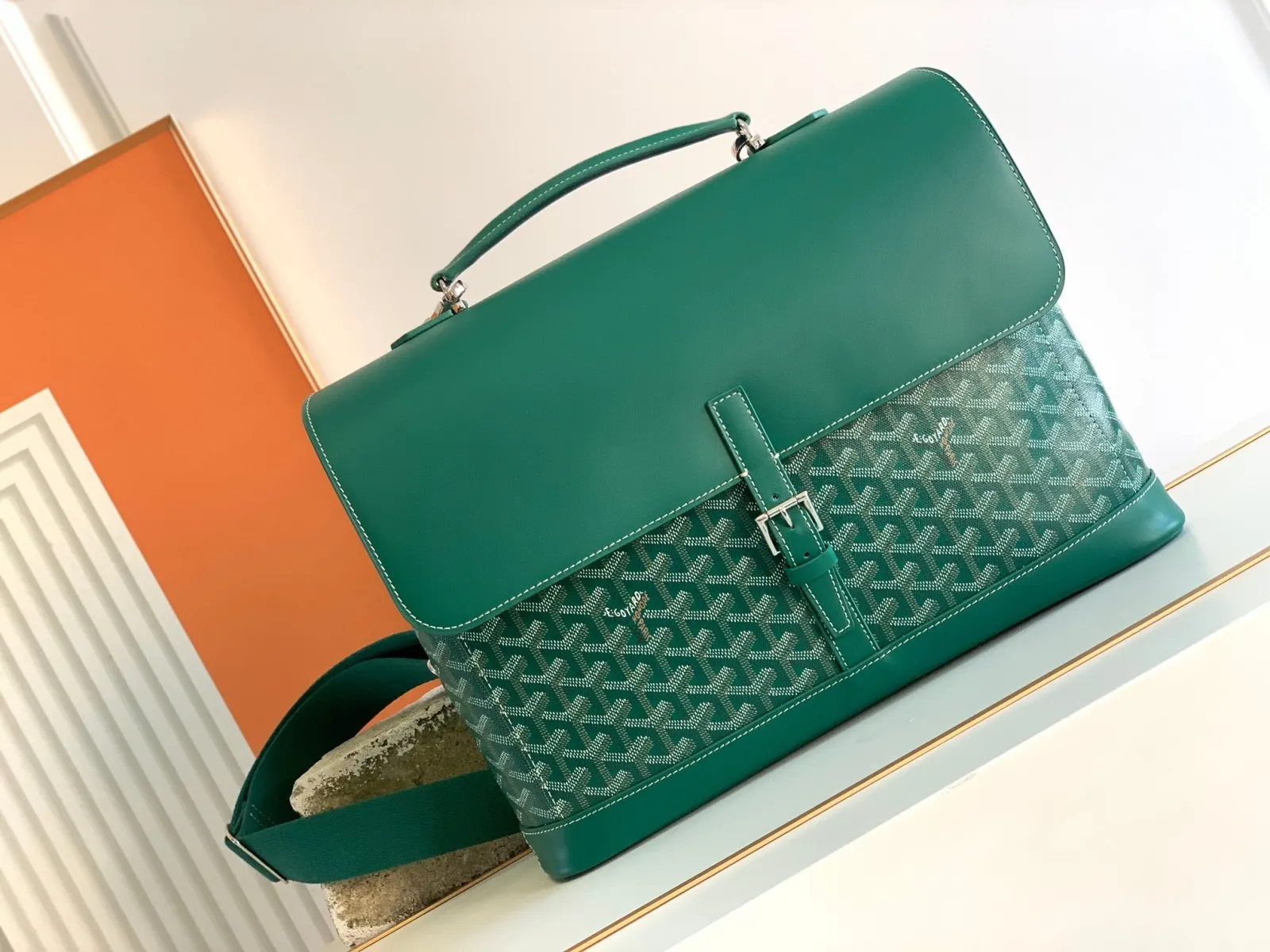 Briefcase Business Commuter Classic Leather